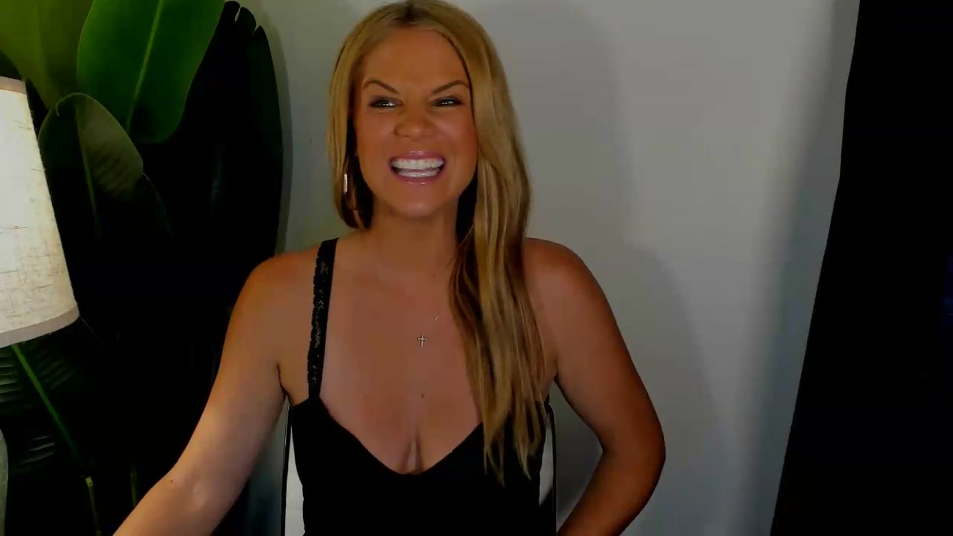 Gallery image thumbnail from Sowet4you1's myfreecams stream on, 08/12/2026, 03:36 image 7 of 20