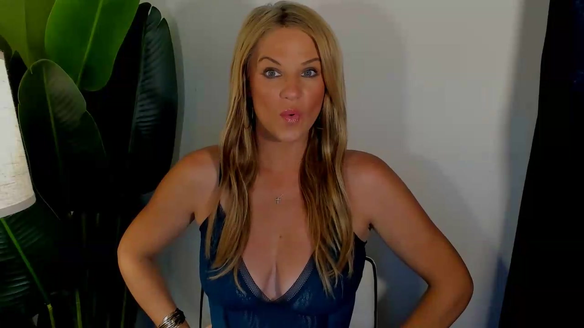 Gallery image thumbnail from Sowet4you1's myfreecams stream on, 08/14/2026, 02:51 image 5 of 20