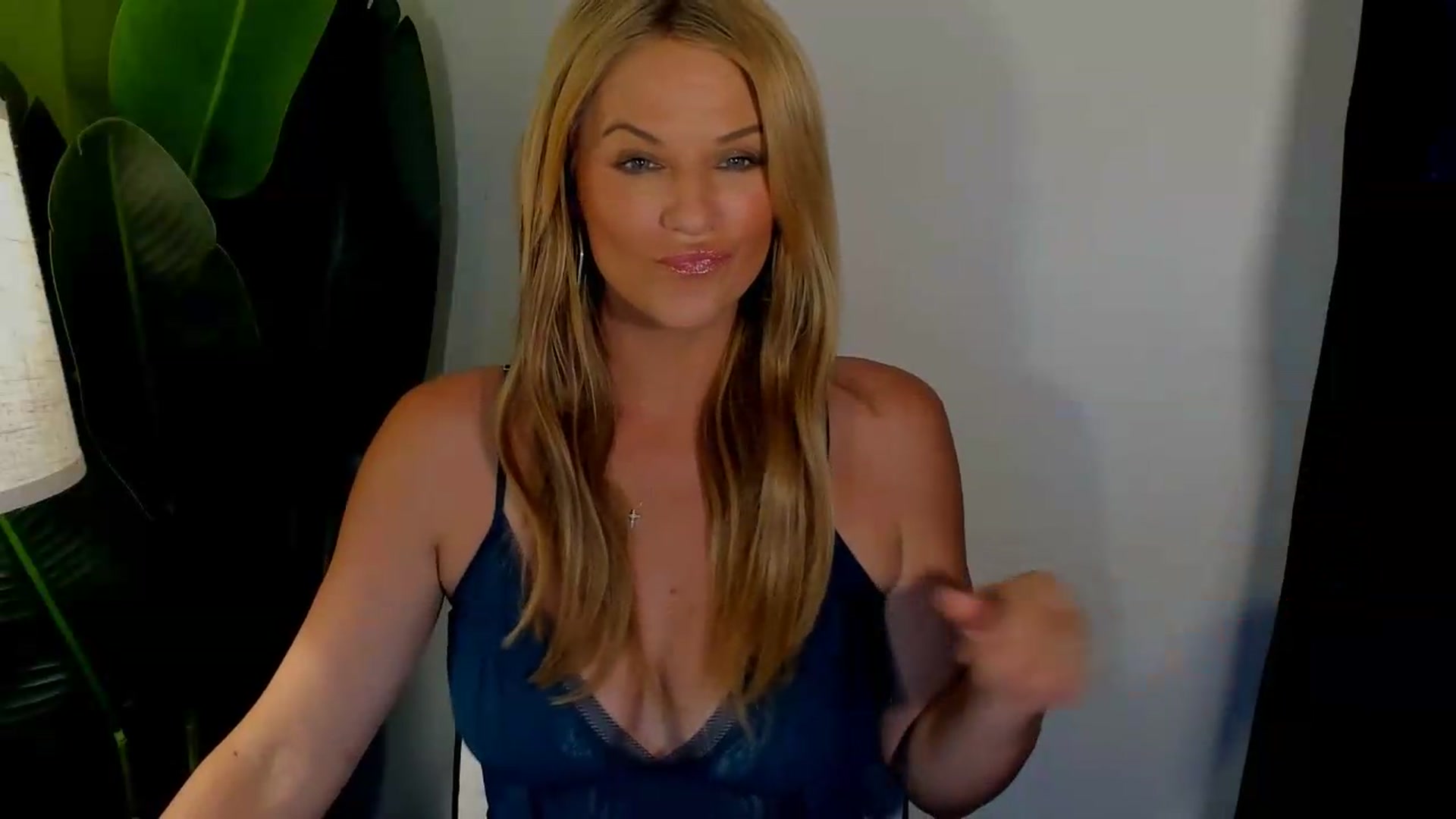 Gallery image thumbnail from Sowet4you1's myfreecams stream on, 08/14/2026, 03:30 image 10 of 20