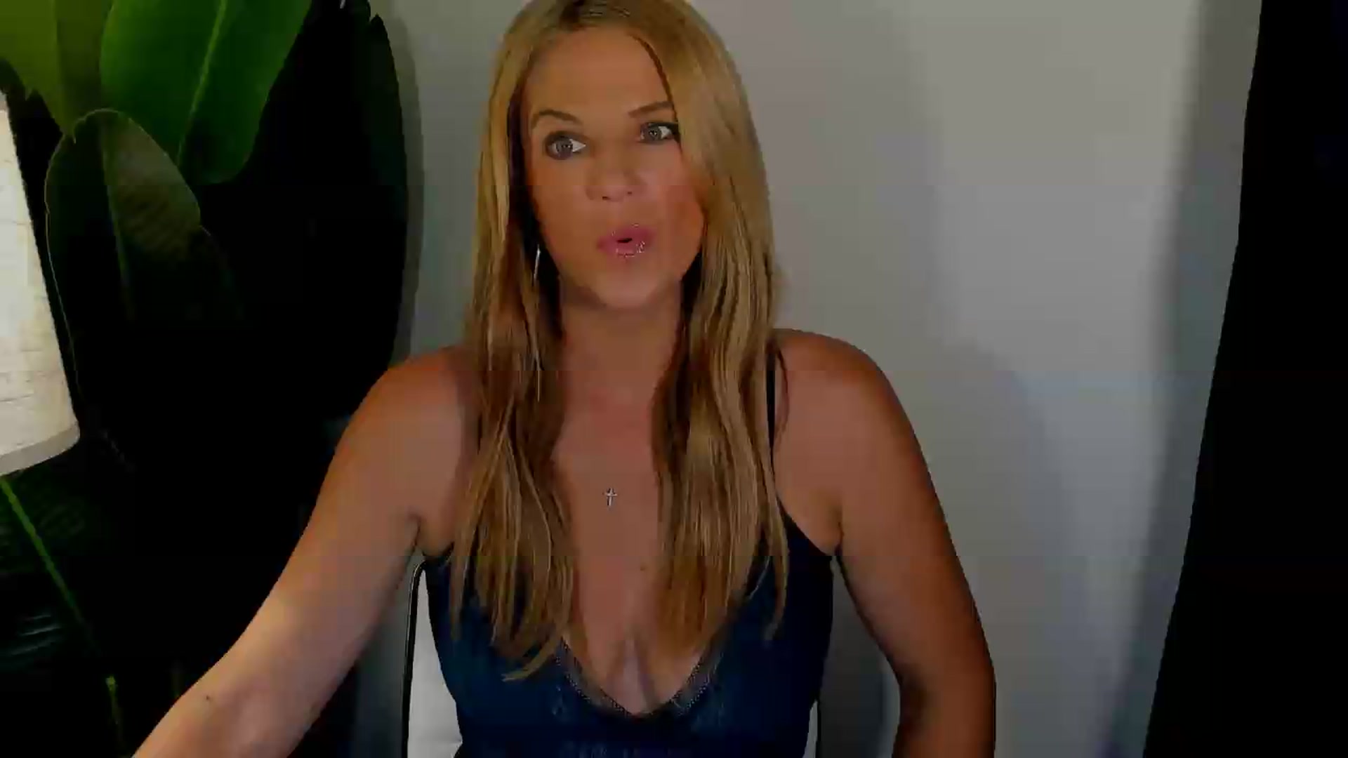 Gallery image thumbnail from Sowet4you1's myfreecams stream on, 08/14/2026, 03:30 image 8 of 20