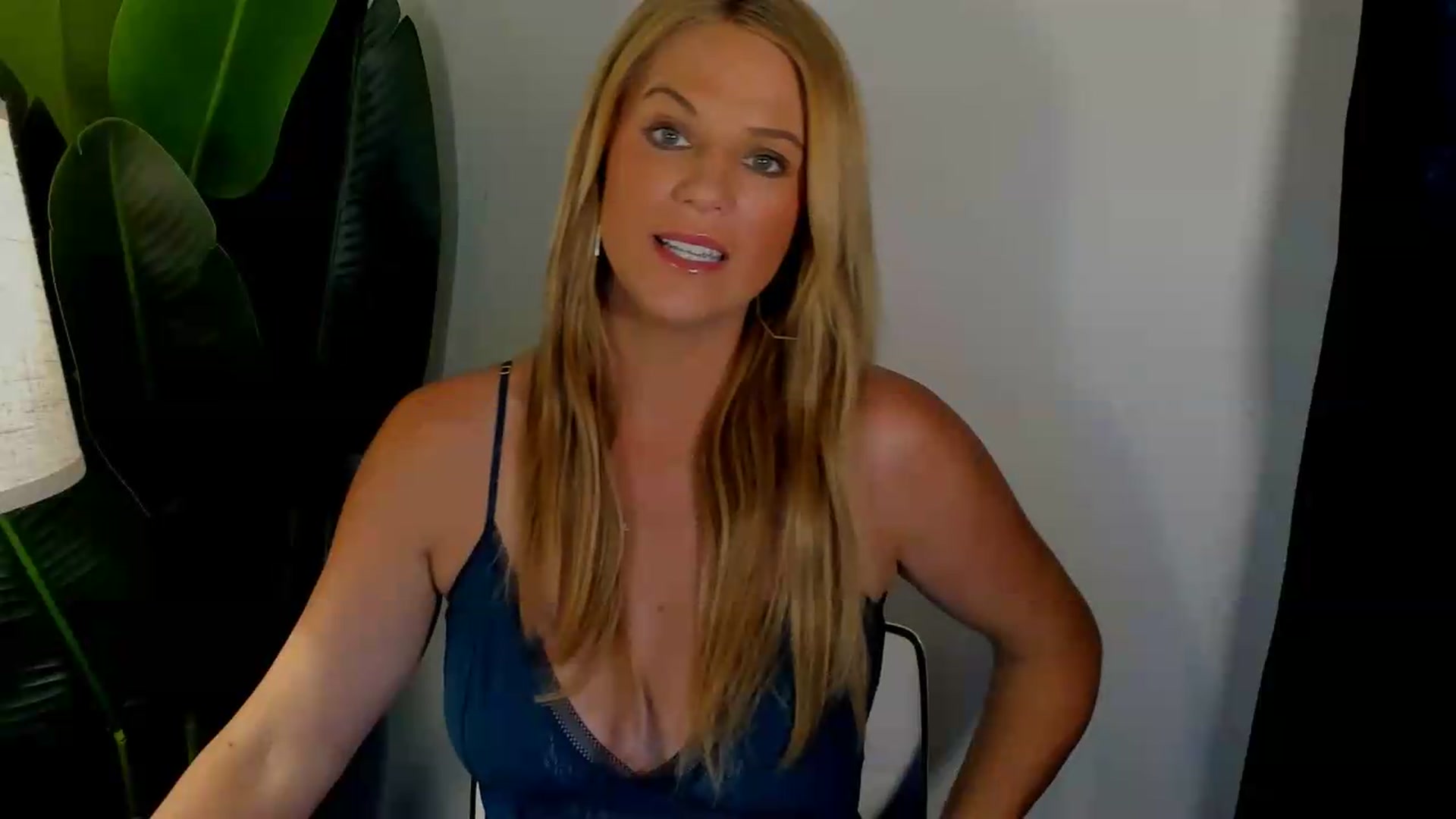 Gallery image thumbnail from Sowet4you1's myfreecams stream on, 08/14/2026, 03:30 image 13 of 20