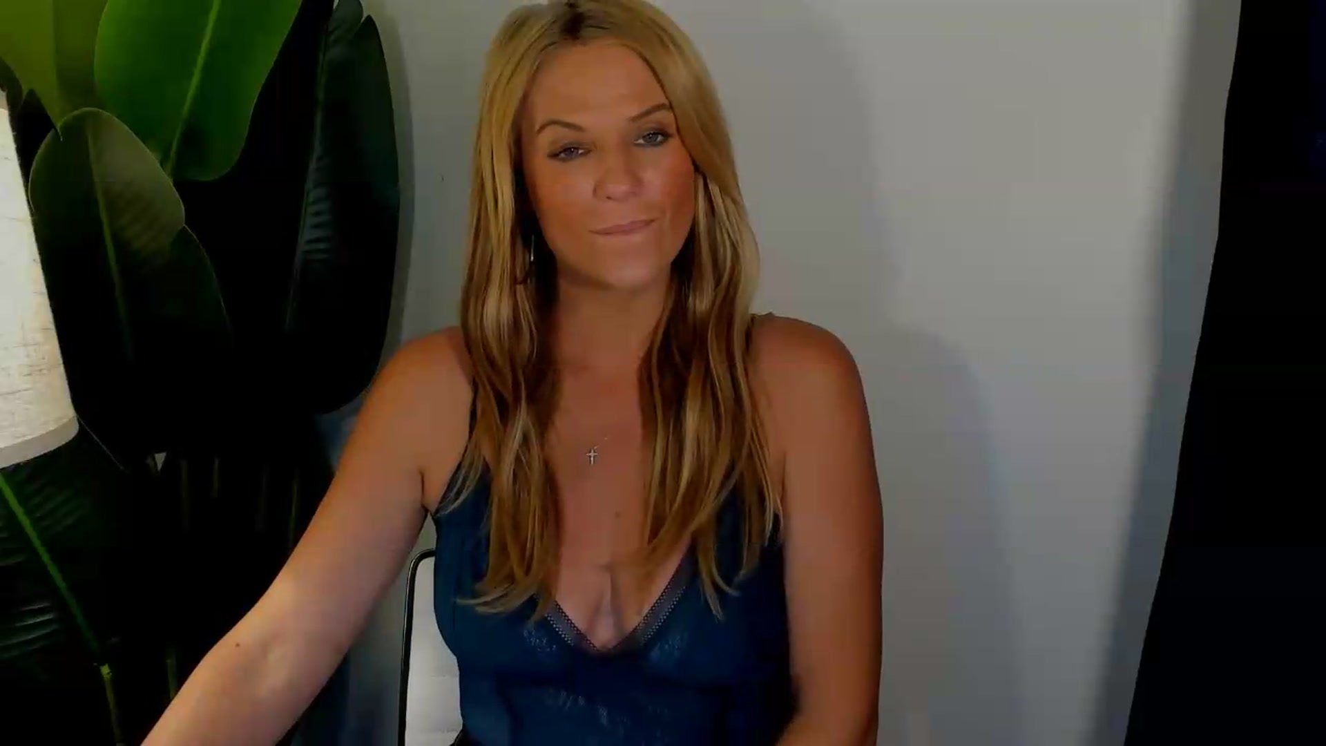 Gallery image thumbnail from Sowet4you1's myfreecams stream on, 08/14/2026, 04:28 image 14 of 20