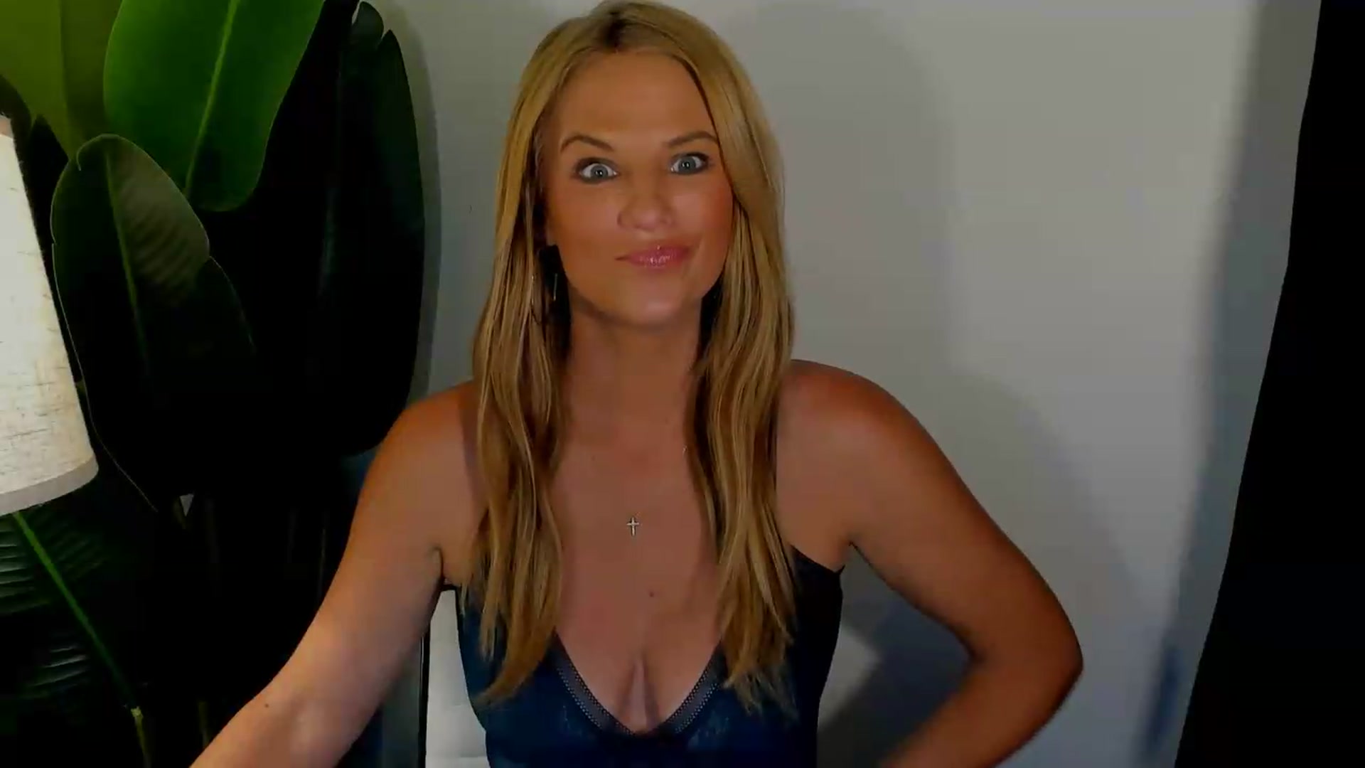 Gallery image thumbnail from Sowet4you1's myfreecams stream on, 08/14/2026, 05:13 image 16 of 20