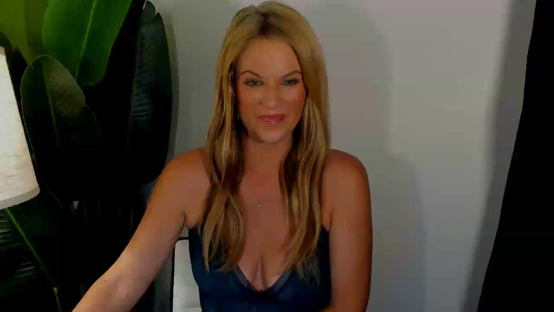 Gallery image thumbnail from Sowet4you1's myfreecams stream on, 08/14/2026, 05:13 image 12 of 20