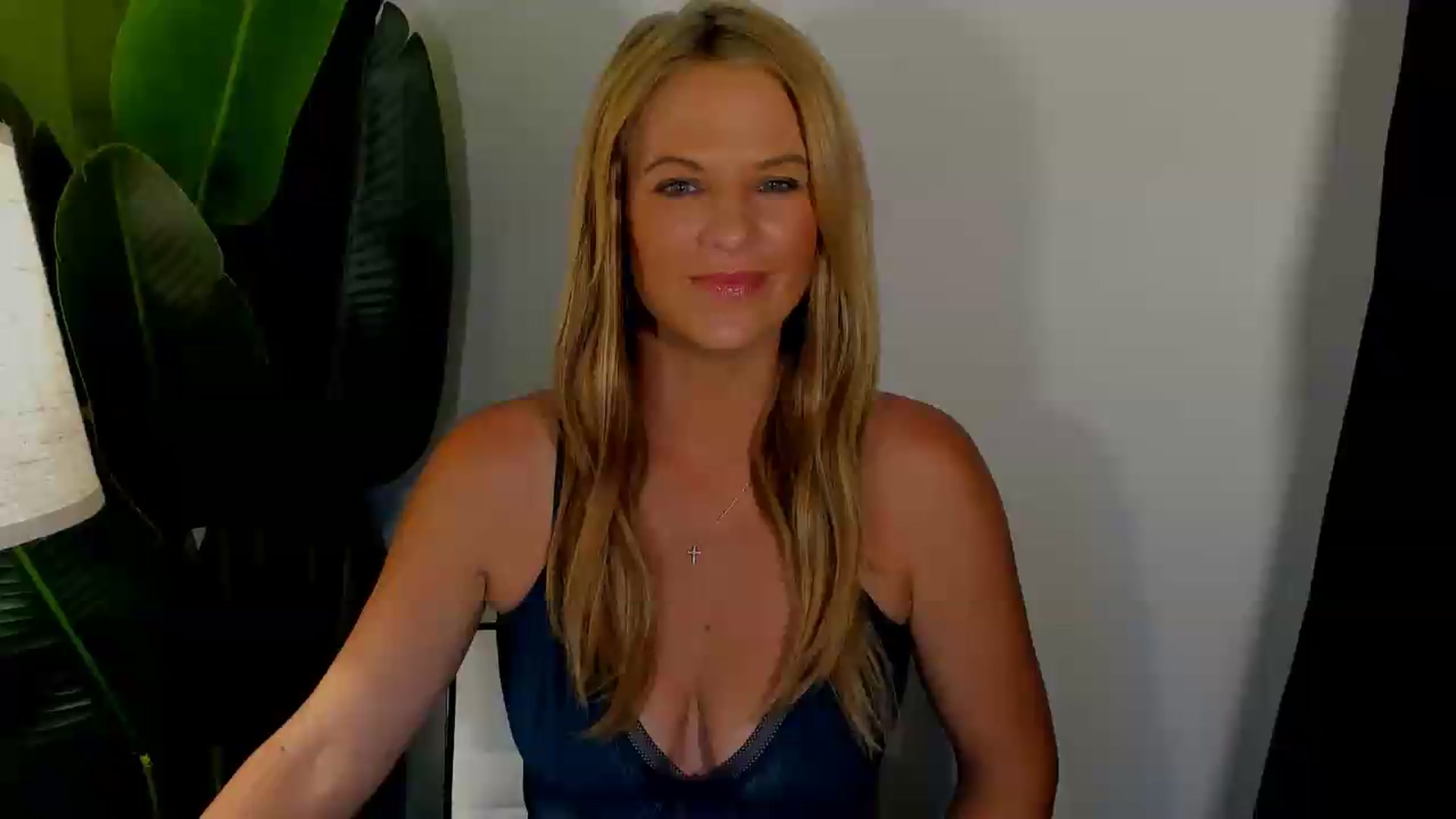 Gallery image thumbnail from Sowet4you1's myfreecams stream on, 08/14/2026, 05:13 image 8 of 20