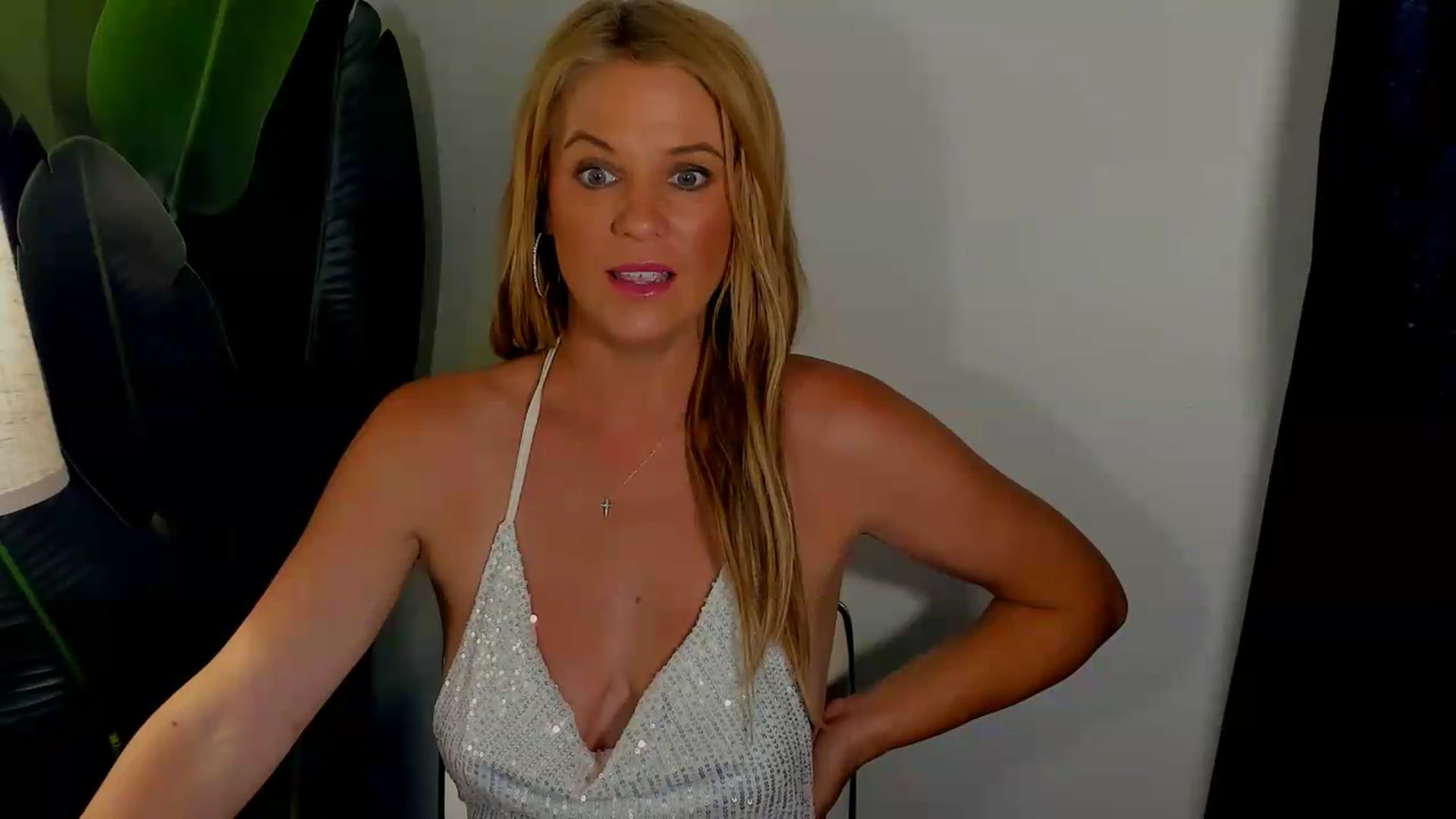 Gallery image thumbnail from Sowet4you1's myfreecams stream on, 08/15/2026, 05:44 image 14 of 20