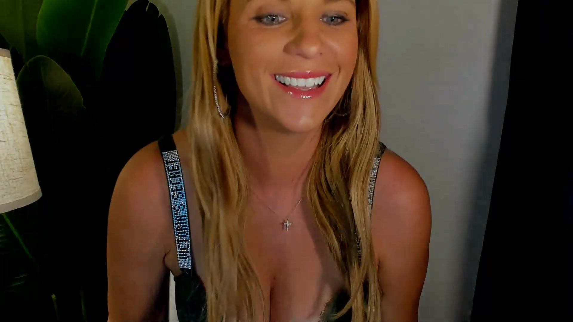 Gallery image thumbnail from Sowet4you1's myfreecams stream on, 08/24/2026, 05:09 image 11 of 20