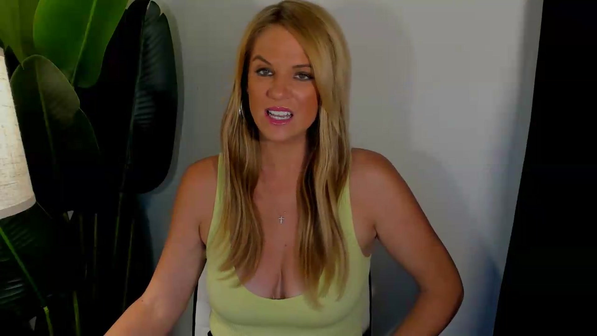 Gallery image thumbnail from Sowet4you1's myfreecams stream on, 08/25/2026, 02:46 image 6 of 20