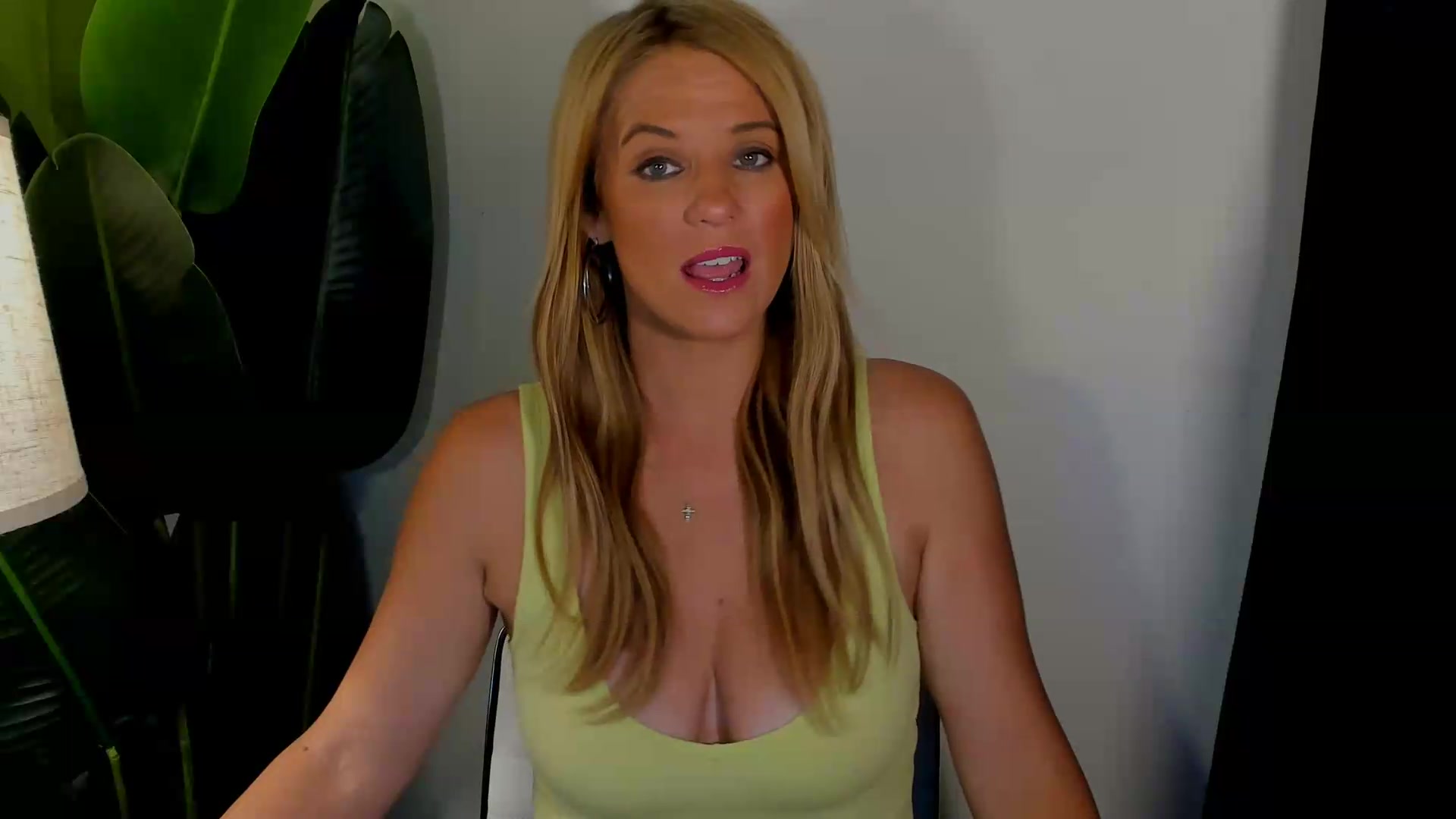 Gallery image thumbnail from Sowet4you1's myfreecams stream on, 08/25/2026, 03:17 image 9 of 20