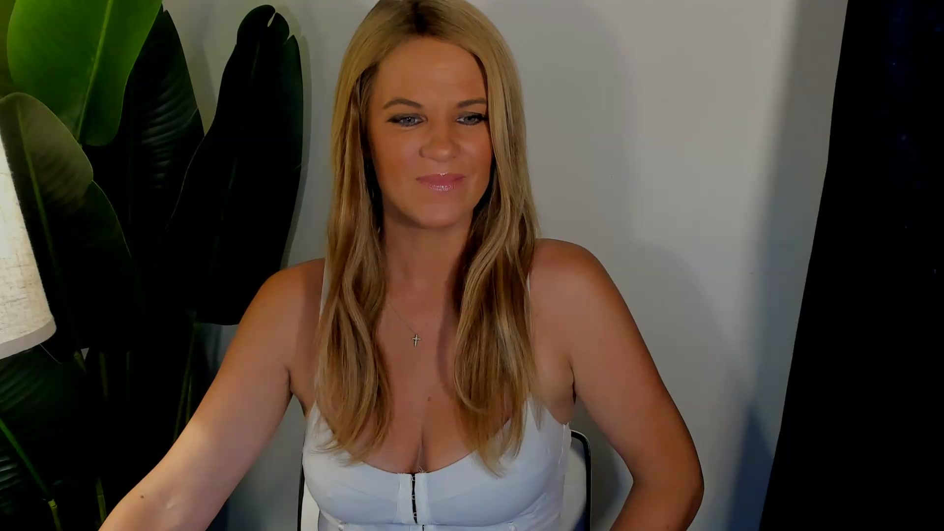 Gallery image thumbnail from Sowet4you1's myfreecams stream on, 08/26/2026, 02:31 image 12 of 20