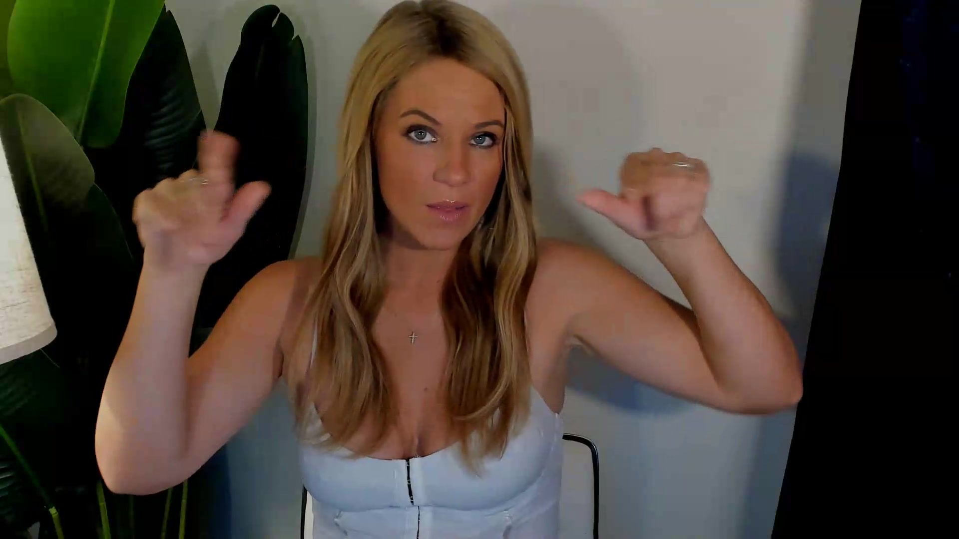 Gallery image thumbnail from Sowet4you1's myfreecams stream on, 08/26/2026, 02:31 image 6 of 20