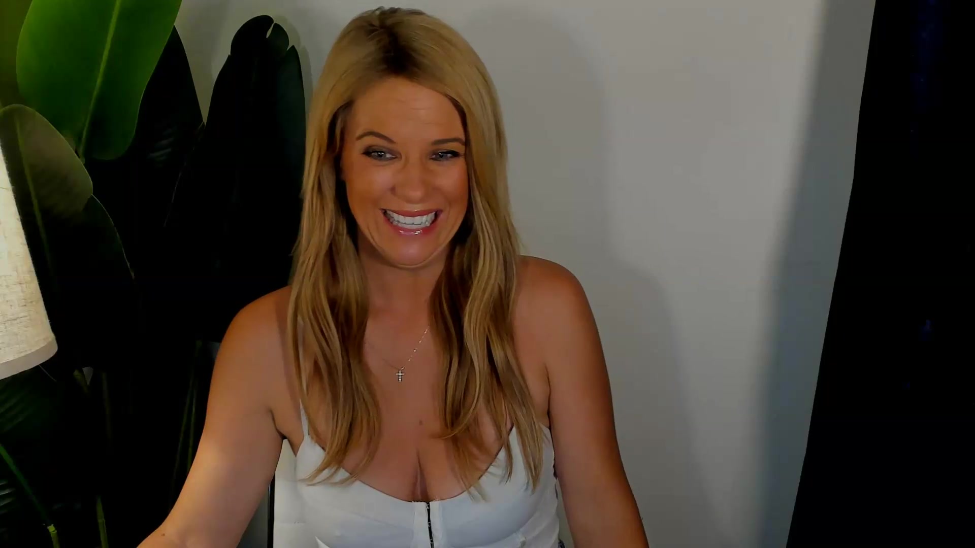 Gallery image thumbnail from Sowet4you1's myfreecams stream on, 08/26/2026, 05:22 image 20 of 20