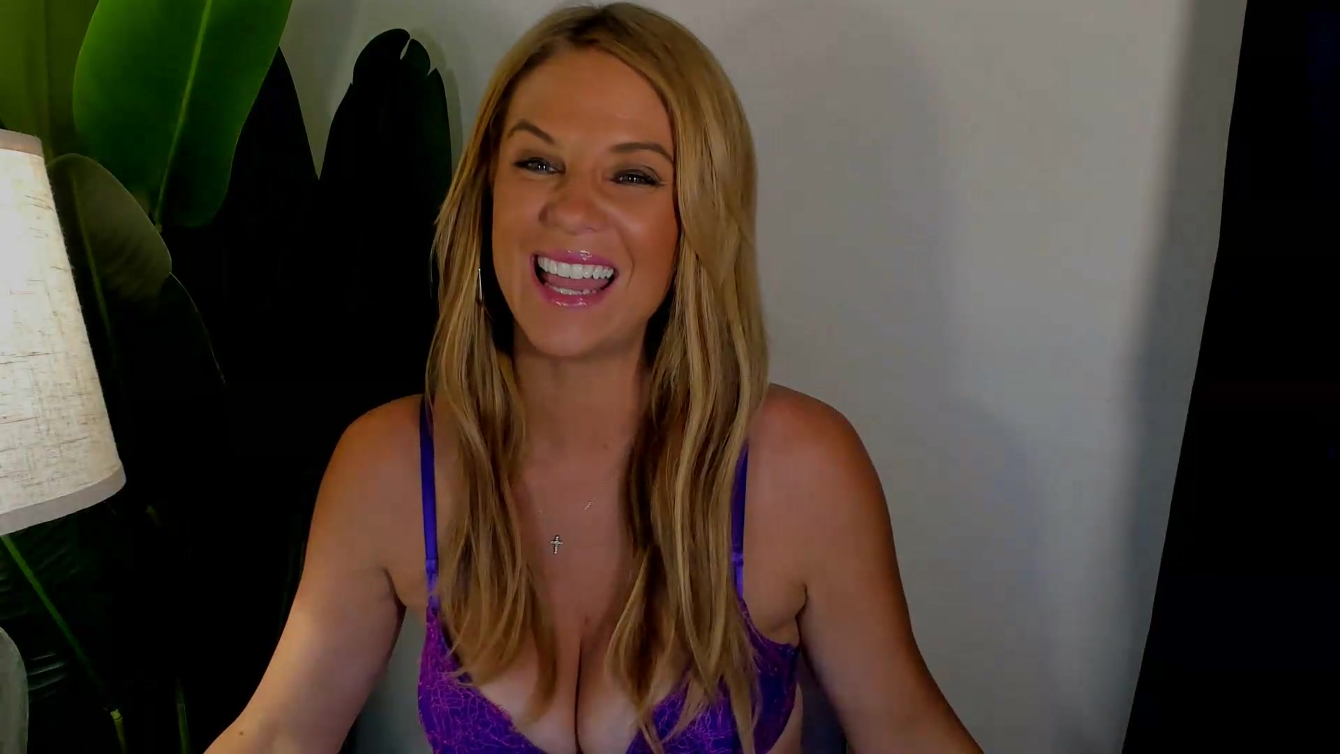 Gallery image thumbnail from Sowet4you1's myfreecams stream on, 08/27/2026, 03:16 image 19 of 20