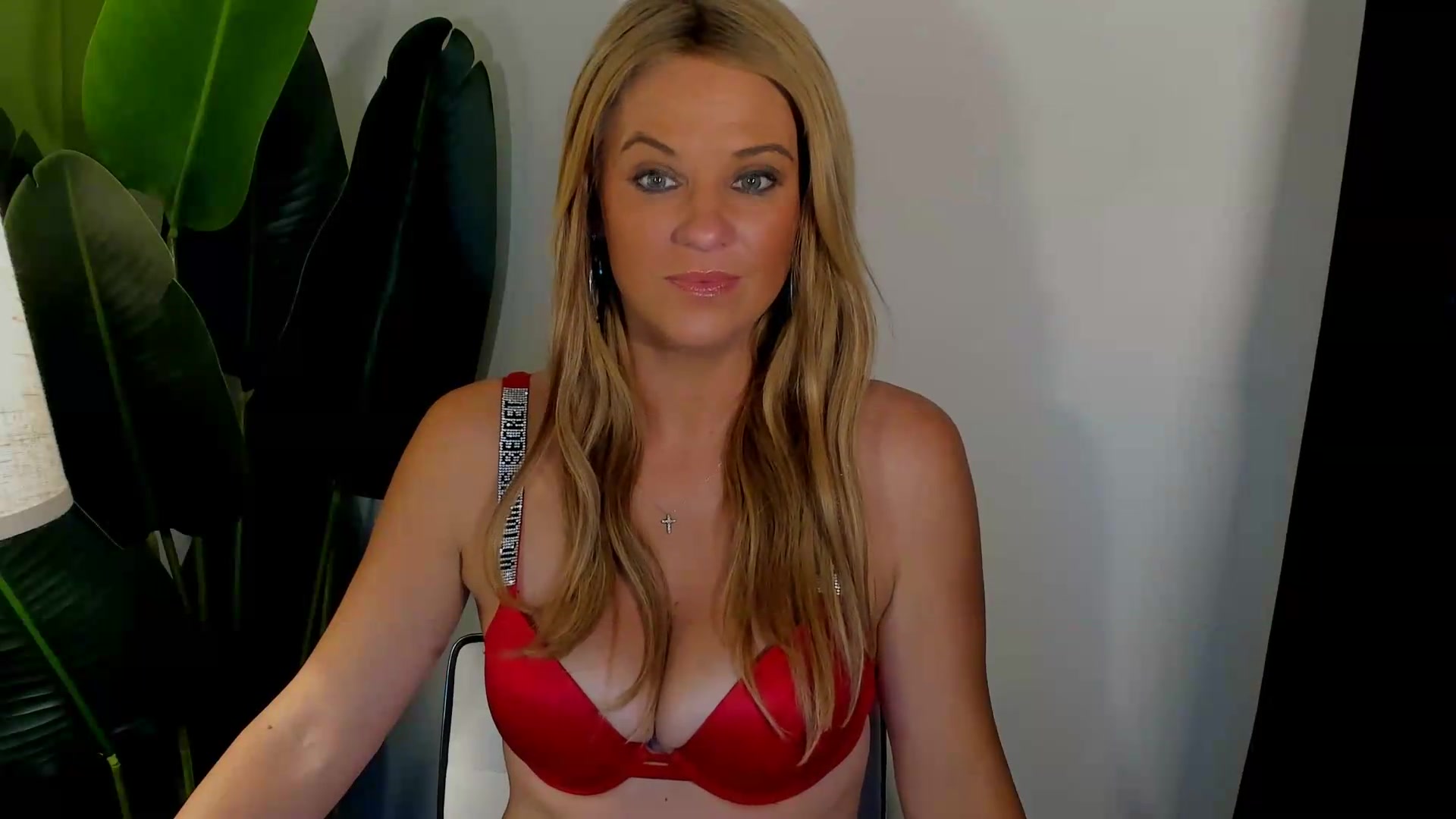 Gallery image thumbnail from Sowet4you1's myfreecams stream on, 08/28/2026, 03:31 image 2 of 20