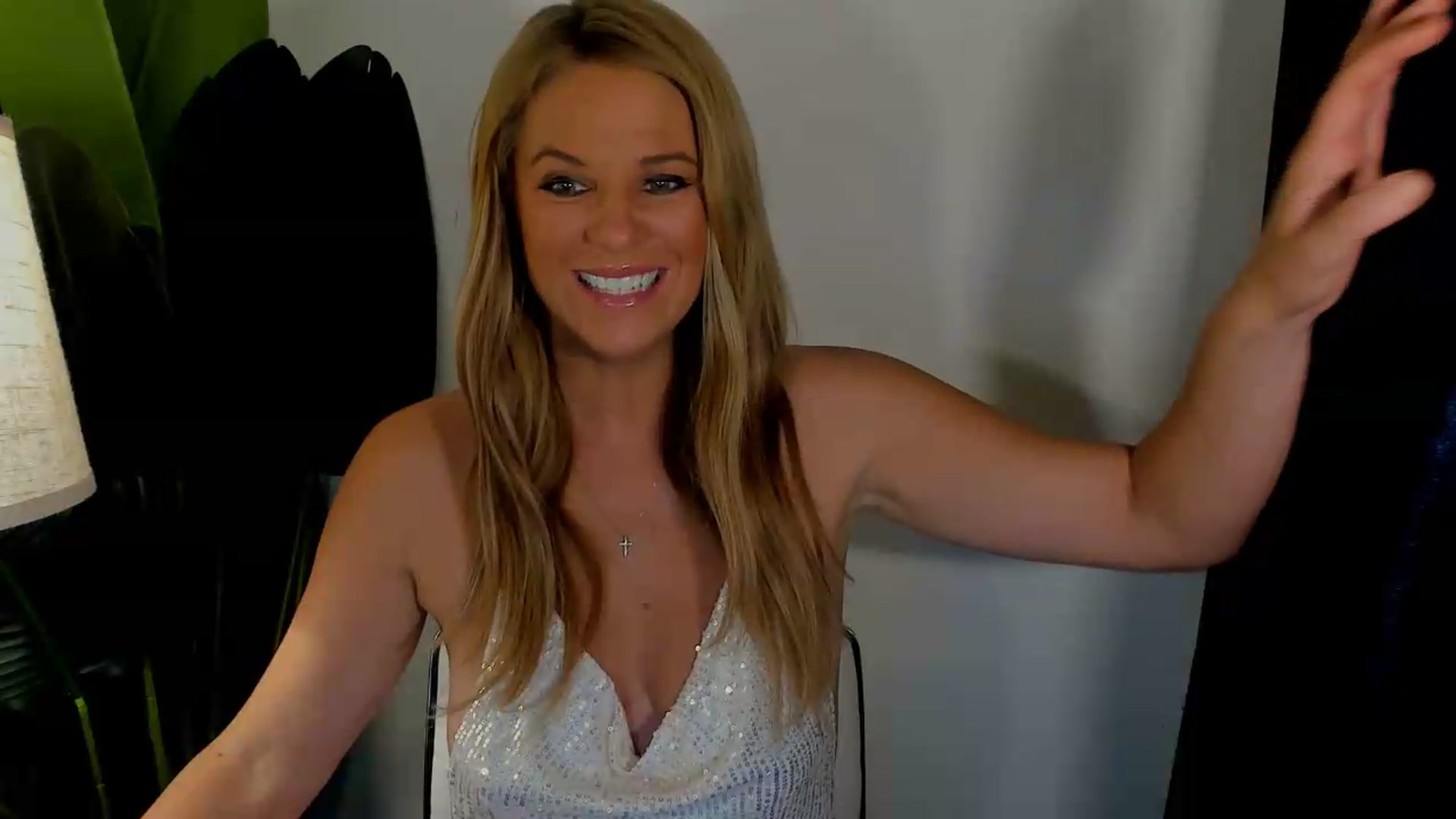 Gallery image thumbnail from Sowet4you1's myfreecams stream on, 08/29/2026, 01:48 image 13 of 20