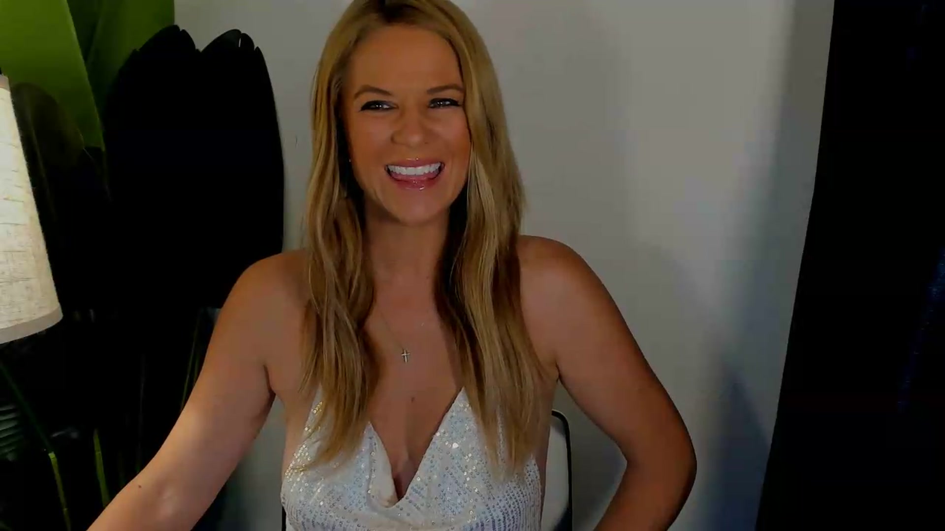 Gallery image thumbnail from Sowet4you1's myfreecams stream on, 08/29/2026, 01:48 image 6 of 20