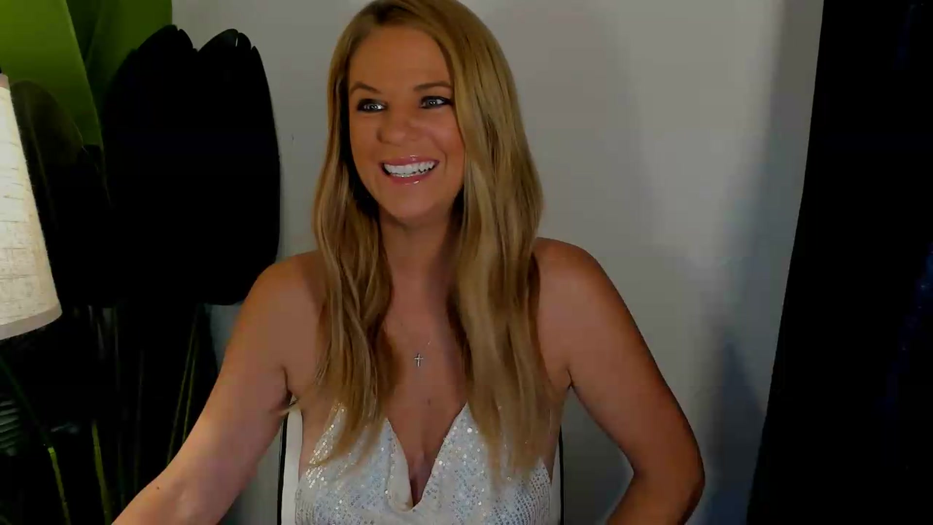 Gallery image thumbnail from Sowet4you1's myfreecams stream on, 08/29/2026, 01:48 image 8 of 20
