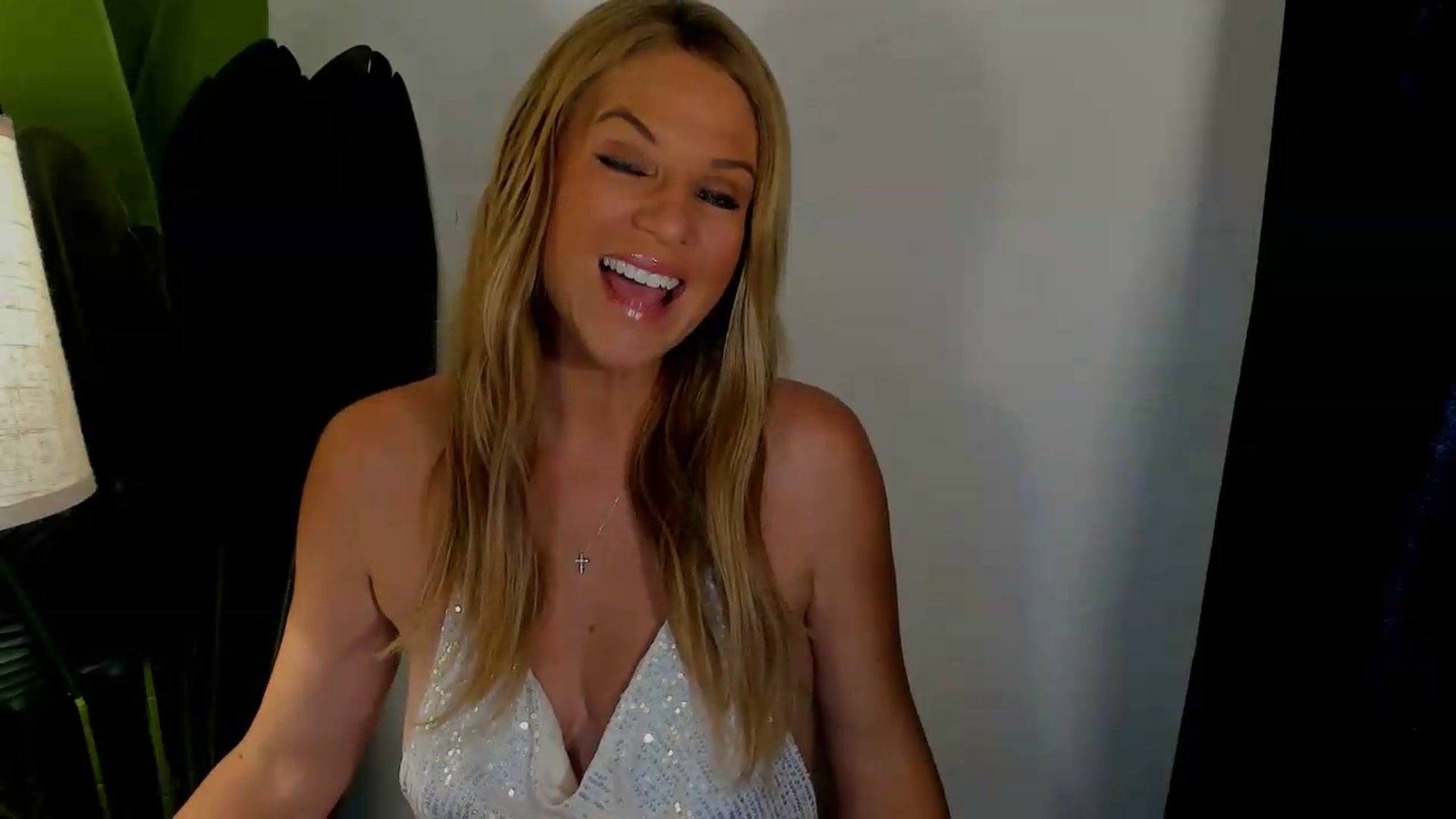 Gallery image thumbnail from Sowet4you1's myfreecams stream on, 08/29/2026, 01:48 image 5 of 20
