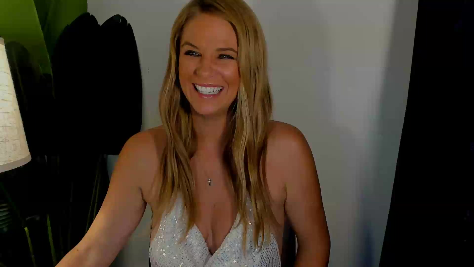 Gallery image thumbnail from Sowet4you1's myfreecams stream on, 08/29/2026, 04:15 image 10 of 20