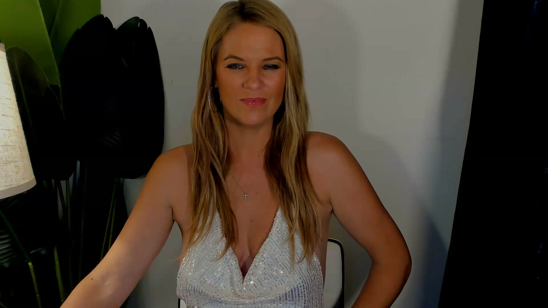 Gallery image thumbnail from Sowet4you1's myfreecams stream on, 08/29/2026, 04:15 image 13 of 20