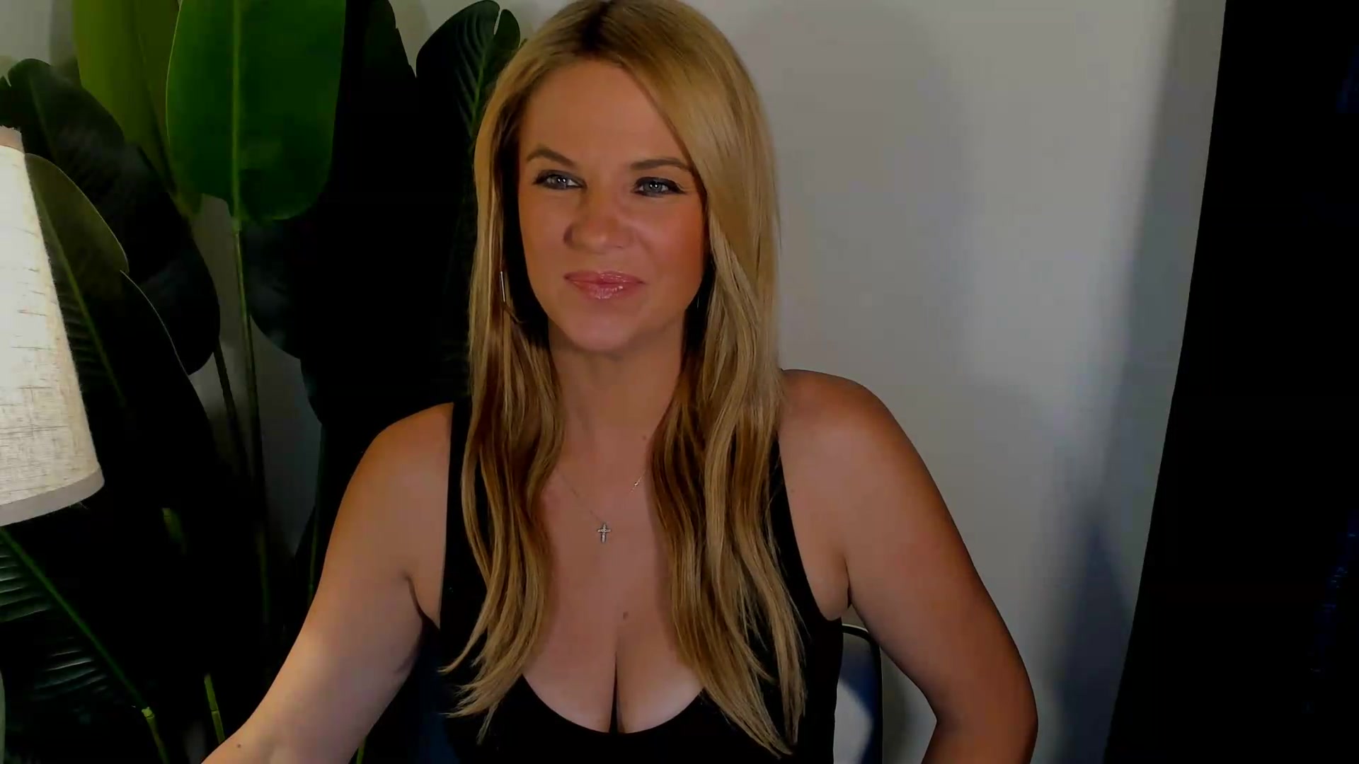 Gallery image thumbnail from Sowet4you1's myfreecams stream on, 08/30/2026, 02:17 image 19 of 20