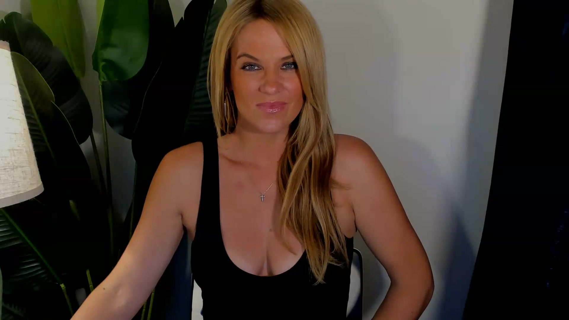 Gallery image thumbnail from Sowet4you1's myfreecams stream on, 08/30/2026, 05:20 image 13 of 20