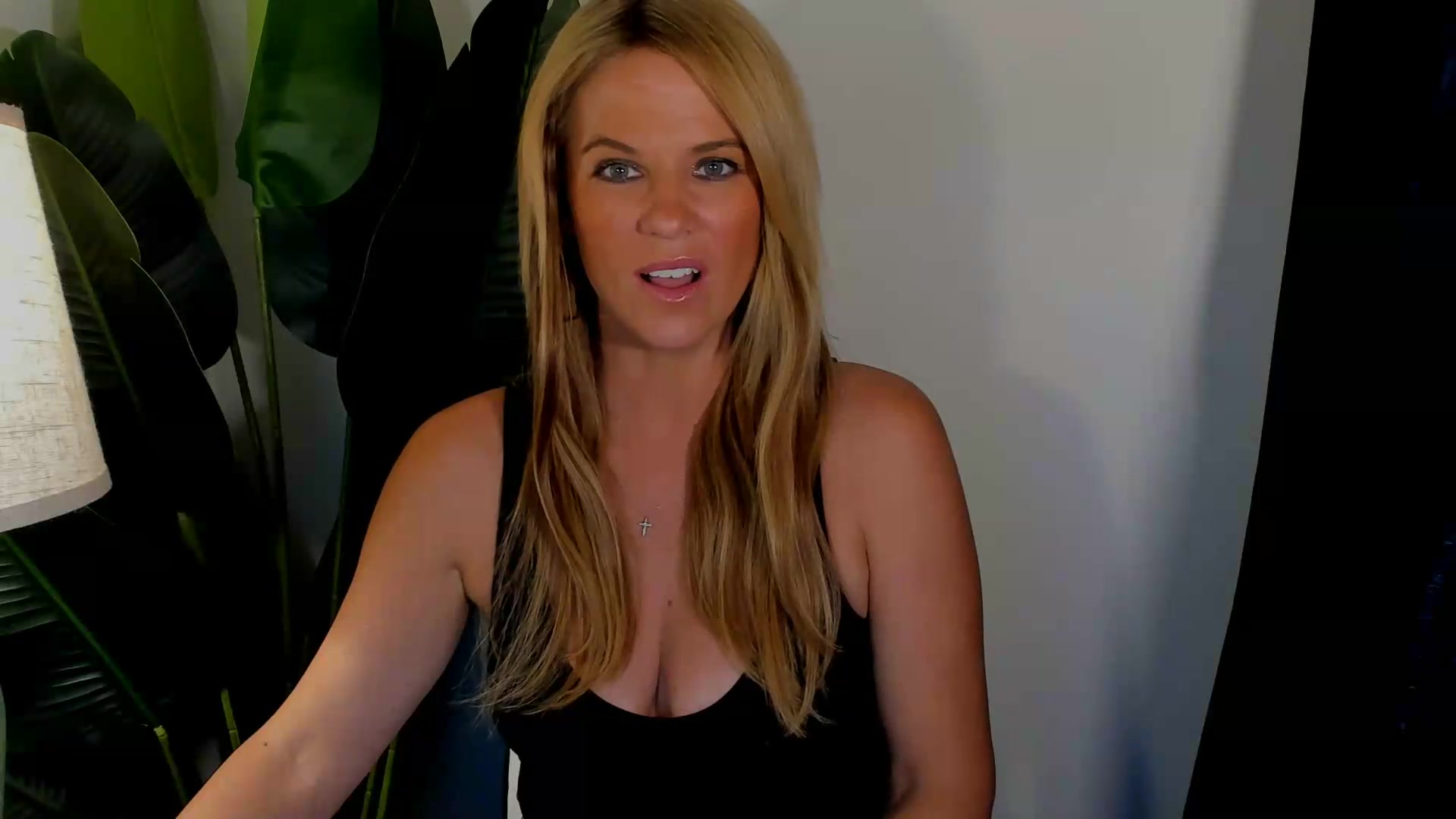 Gallery image thumbnail from Sowet4you1's myfreecams stream on, 08/30/2026, 05:20 image 4 of 20