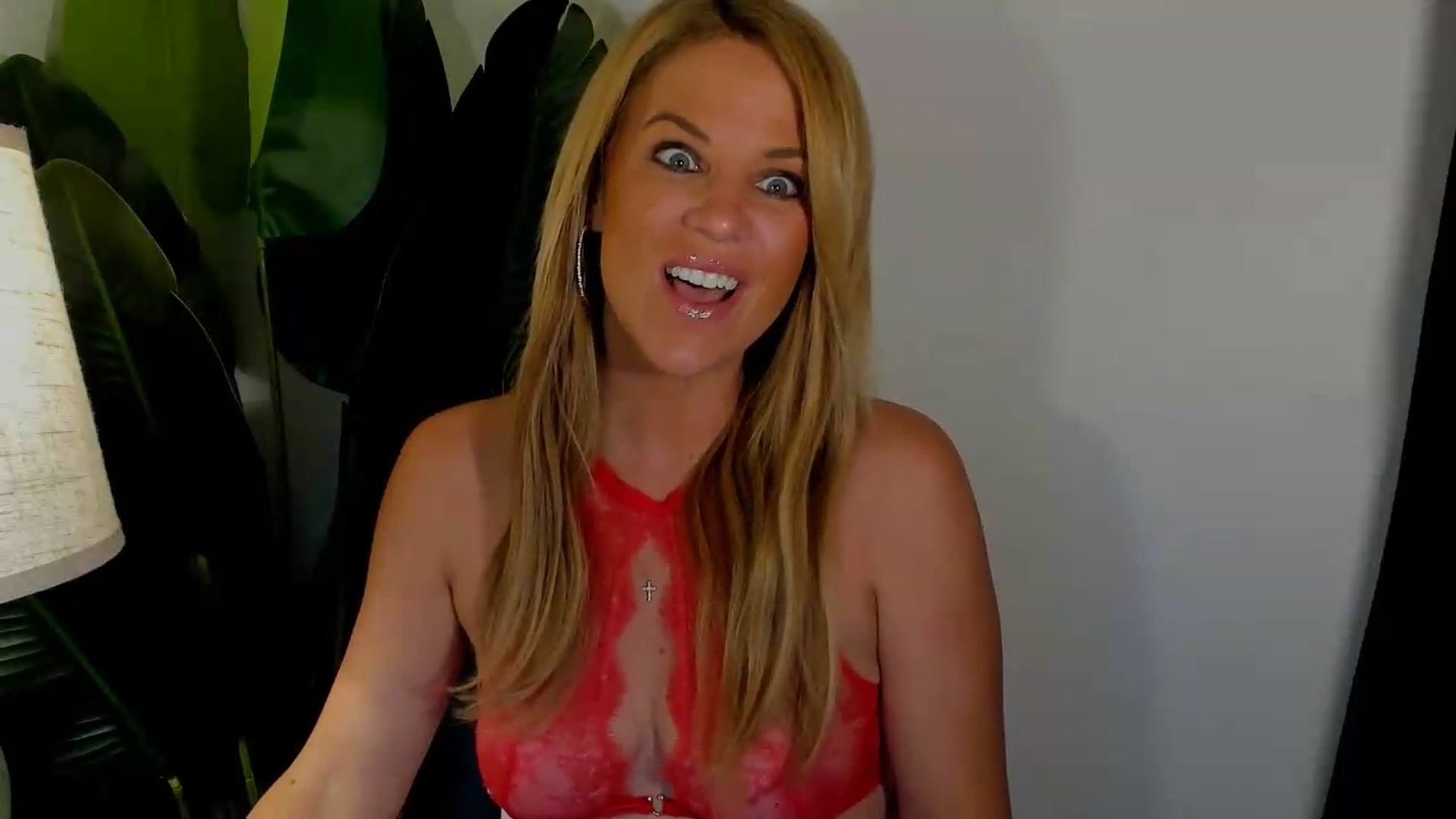 Gallery image thumbnail from Sowet4you1's myfreecams stream on, 09/07/2026, 03:44 image 4 of 20