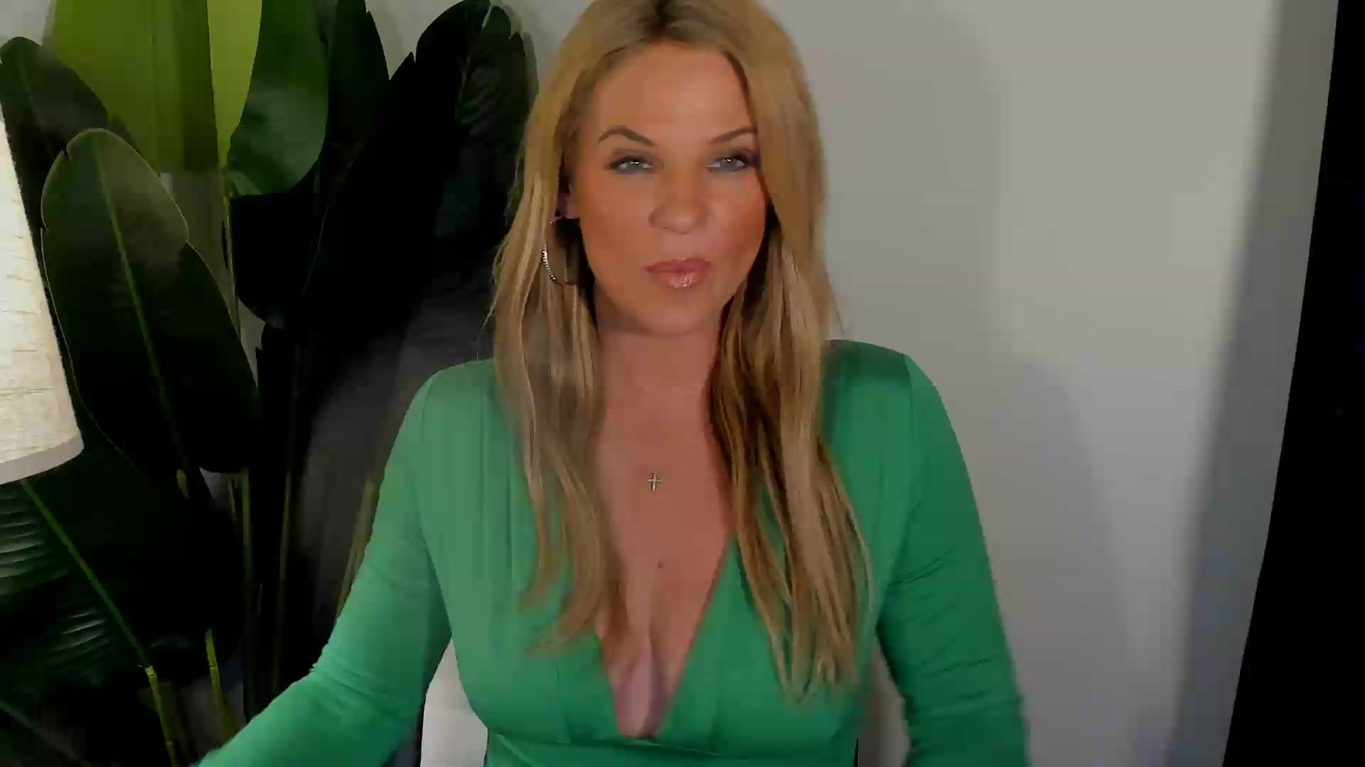 Gallery image thumbnail from Sowet4you1's myfreecams stream on, 09/14/2026, 05:08 image 13 of 20