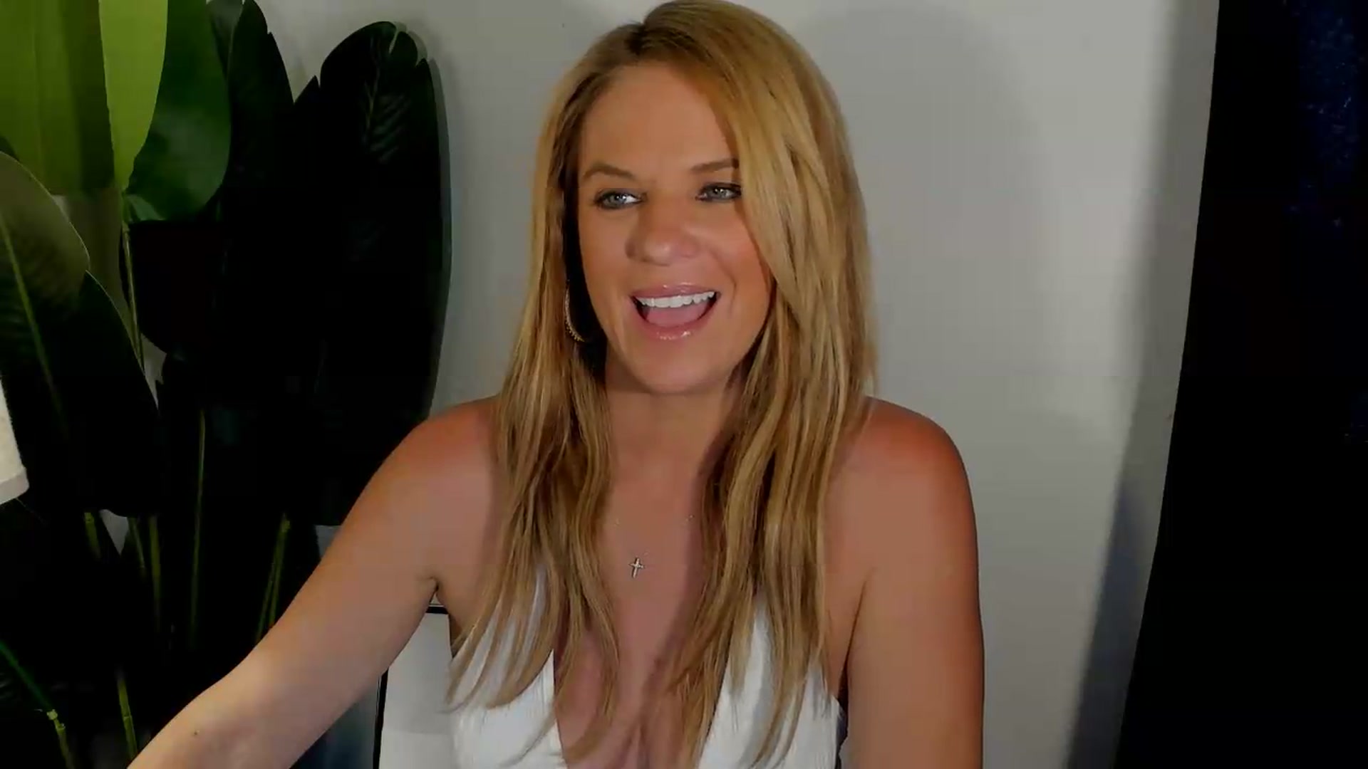 Gallery image thumbnail from Sowet4you1's myfreecams stream on, 09/17/2026, 04:31 image 4 of 20
