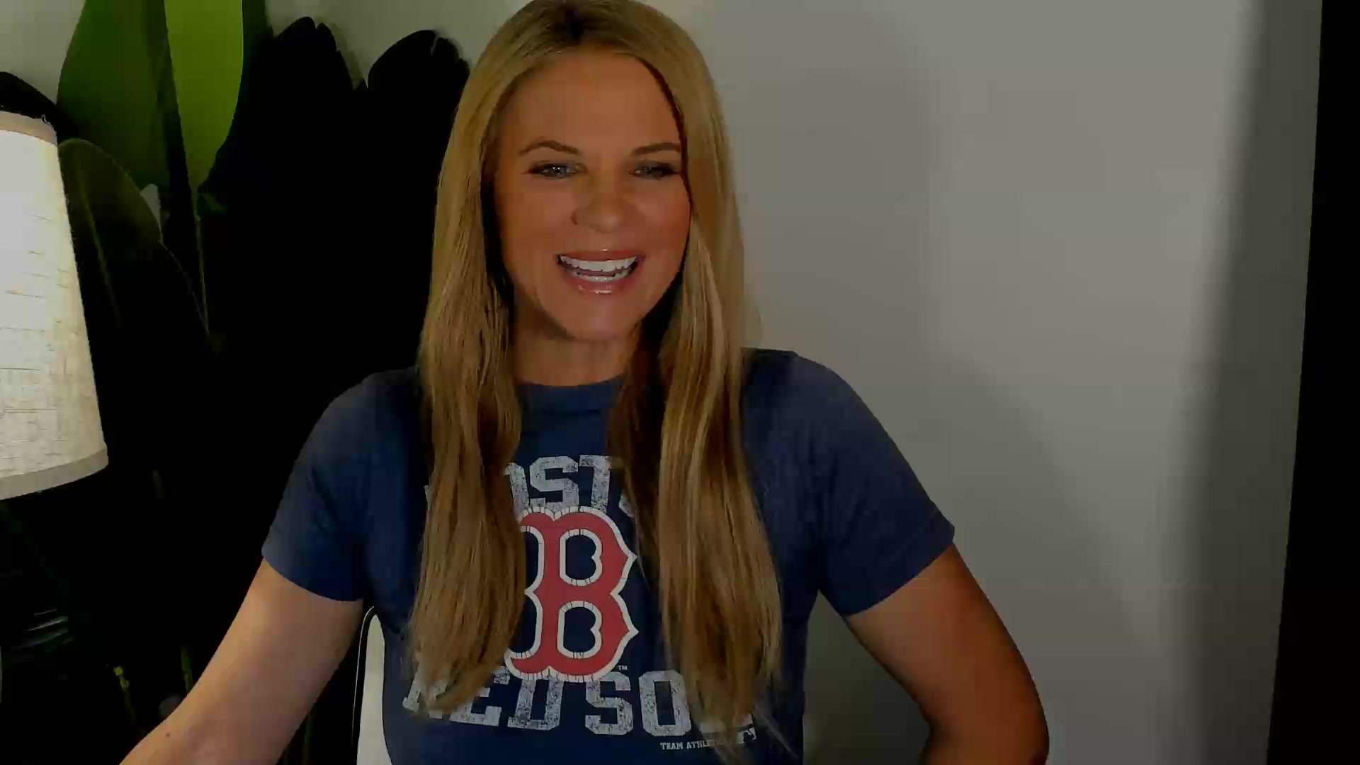 Gallery image thumbnail from Sowet4you1's myfreecams stream on, 09/19/2026, 01:43 image 16 of 20