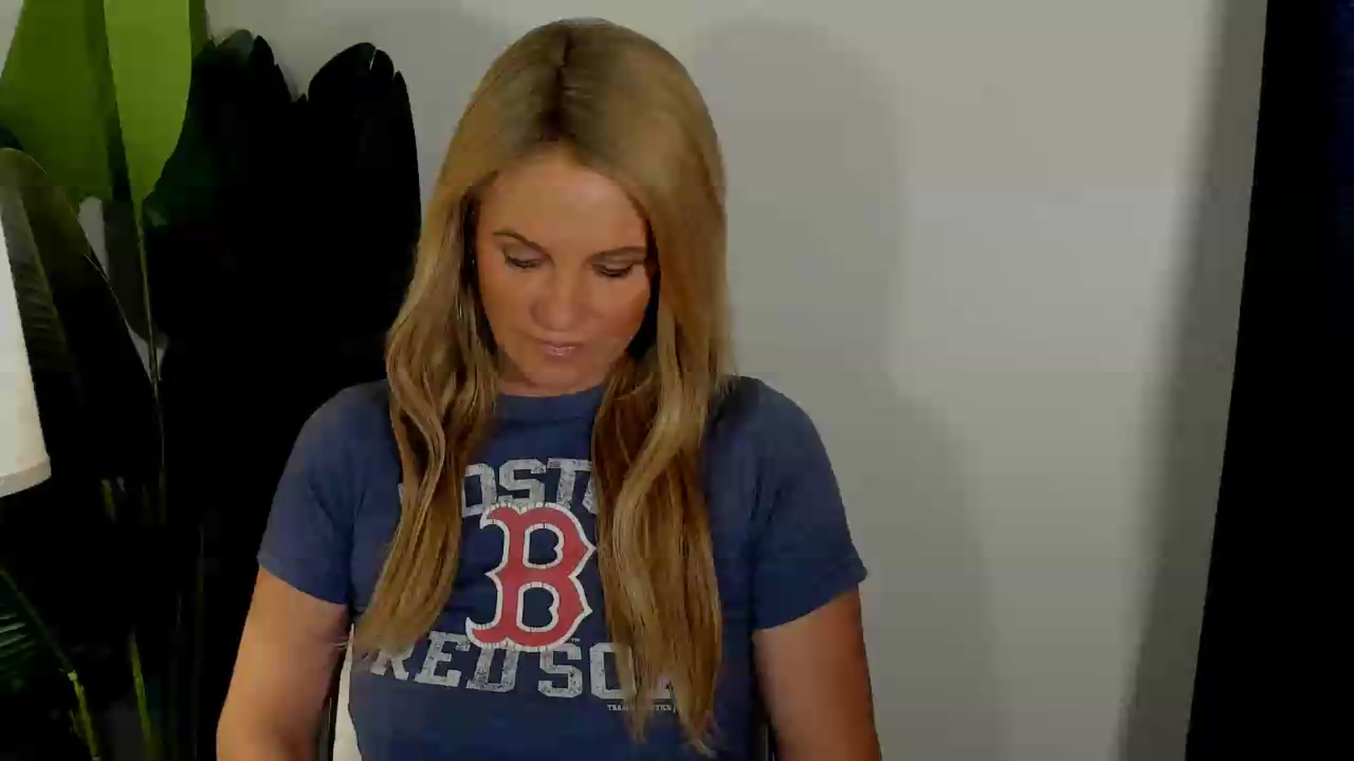 Gallery image thumbnail from Sowet4you1's myfreecams stream on, 09/19/2026, 03:53 image 4 of 20