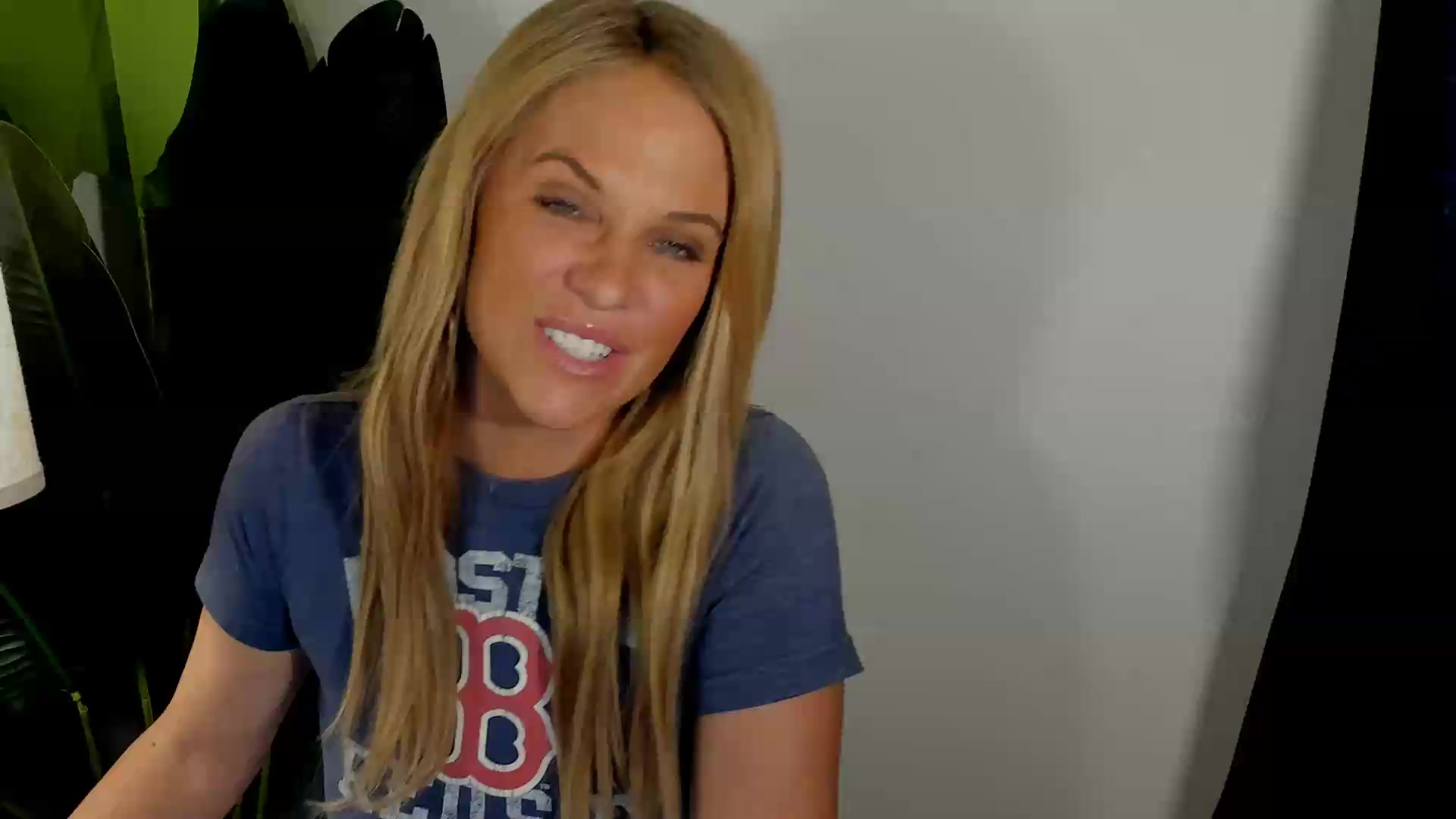 Gallery image thumbnail from Sowet4you1's myfreecams stream on, 09/19/2026, 05:11 image 8 of 20