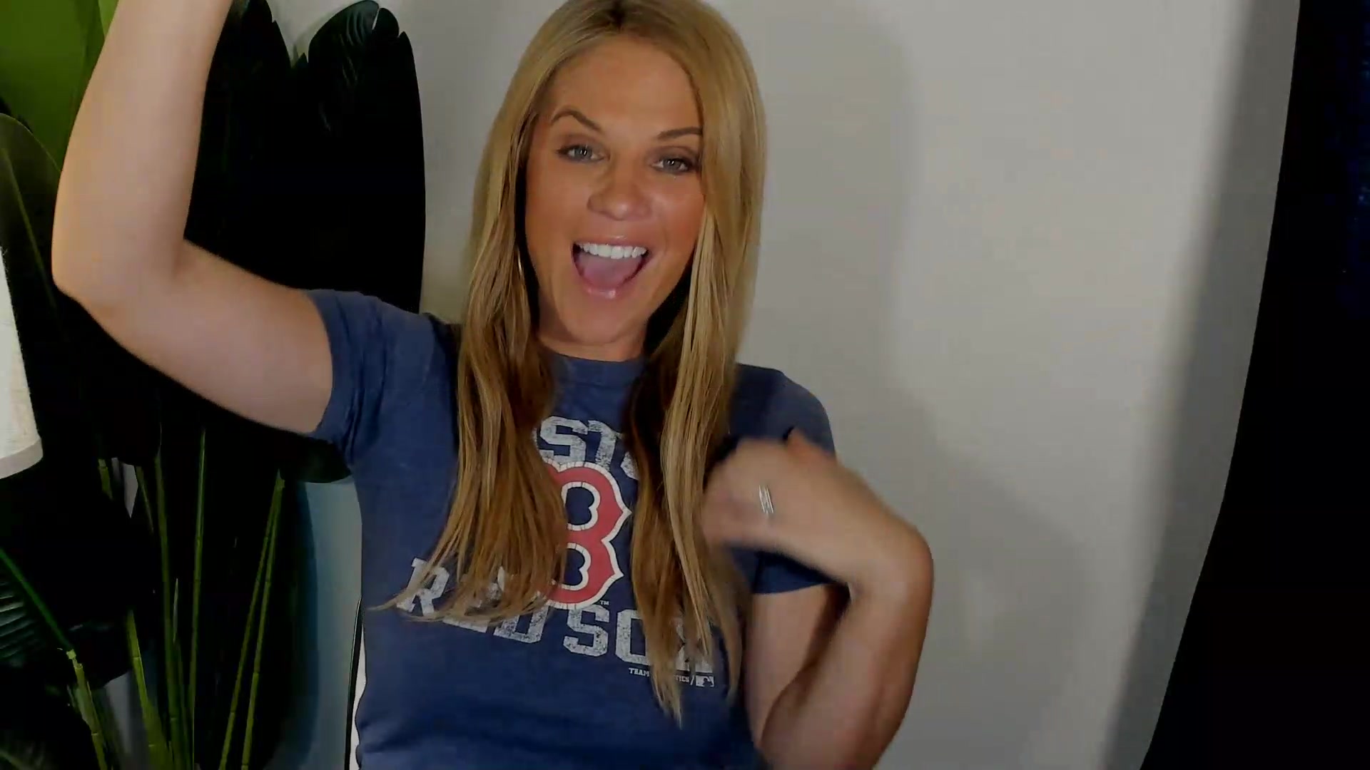 Gallery image thumbnail from Sowet4you1's myfreecams stream on, 09/19/2026, 05:11 image 10 of 20
