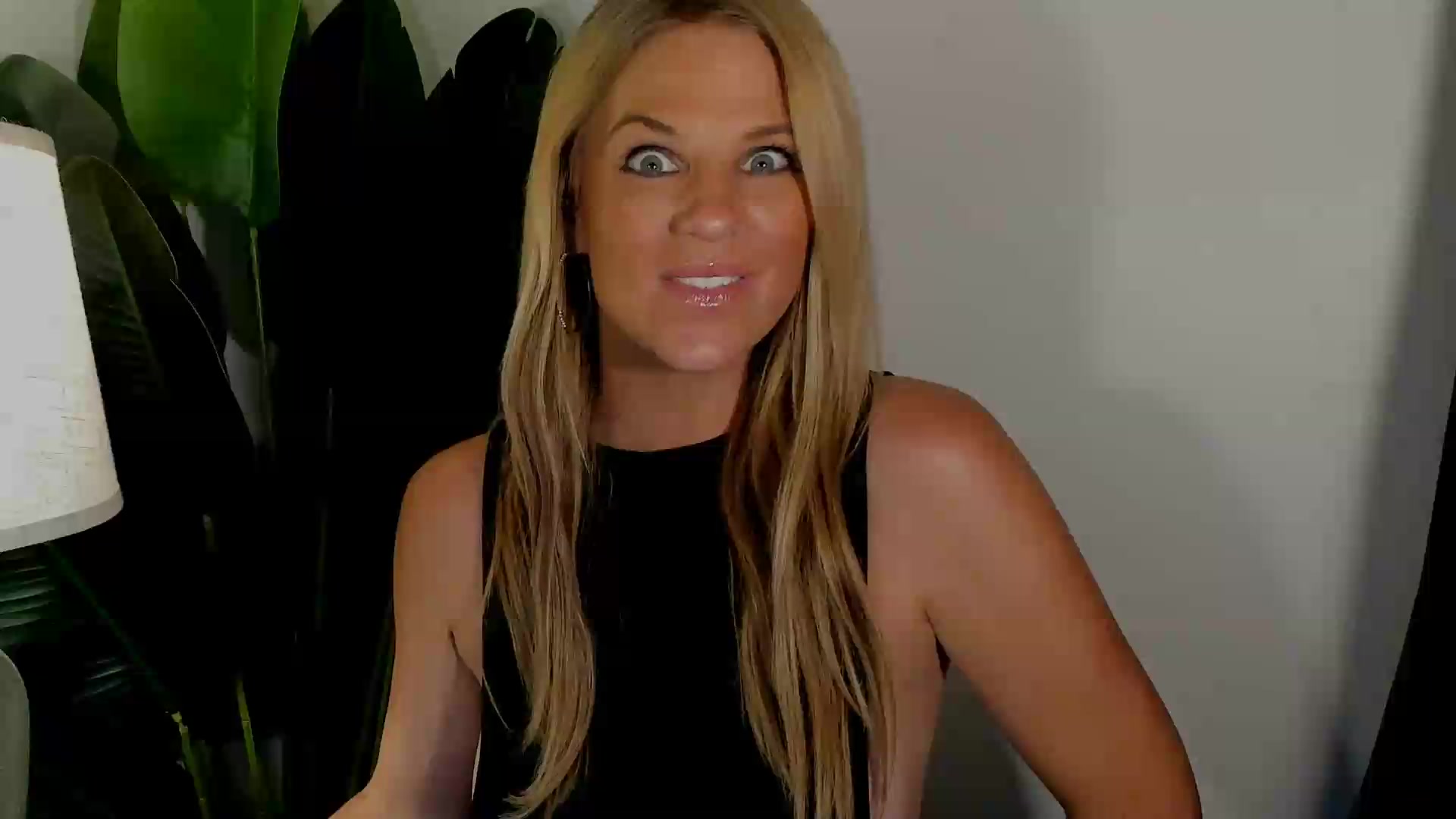 Gallery image thumbnail from Sowet4you1's myfreecams stream on, 09/27/2026, 04:29 image 18 of 20