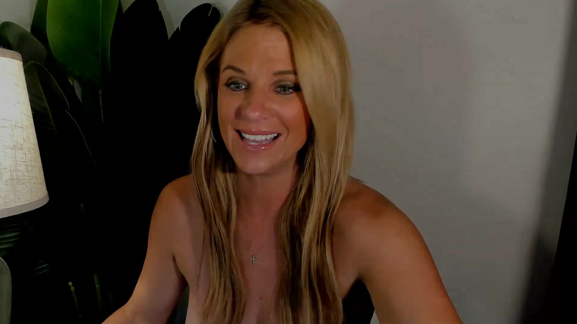 Gallery image thumbnail from Sowet4you1's myfreecams stream on, 09/27/2026, 05:22 image 8 of 20