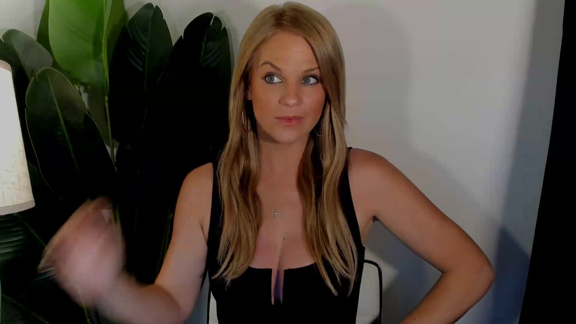 Gallery image thumbnail from Sowet4you1's myfreecams stream on, 10/02/2026, 04:47 image 17 of 20