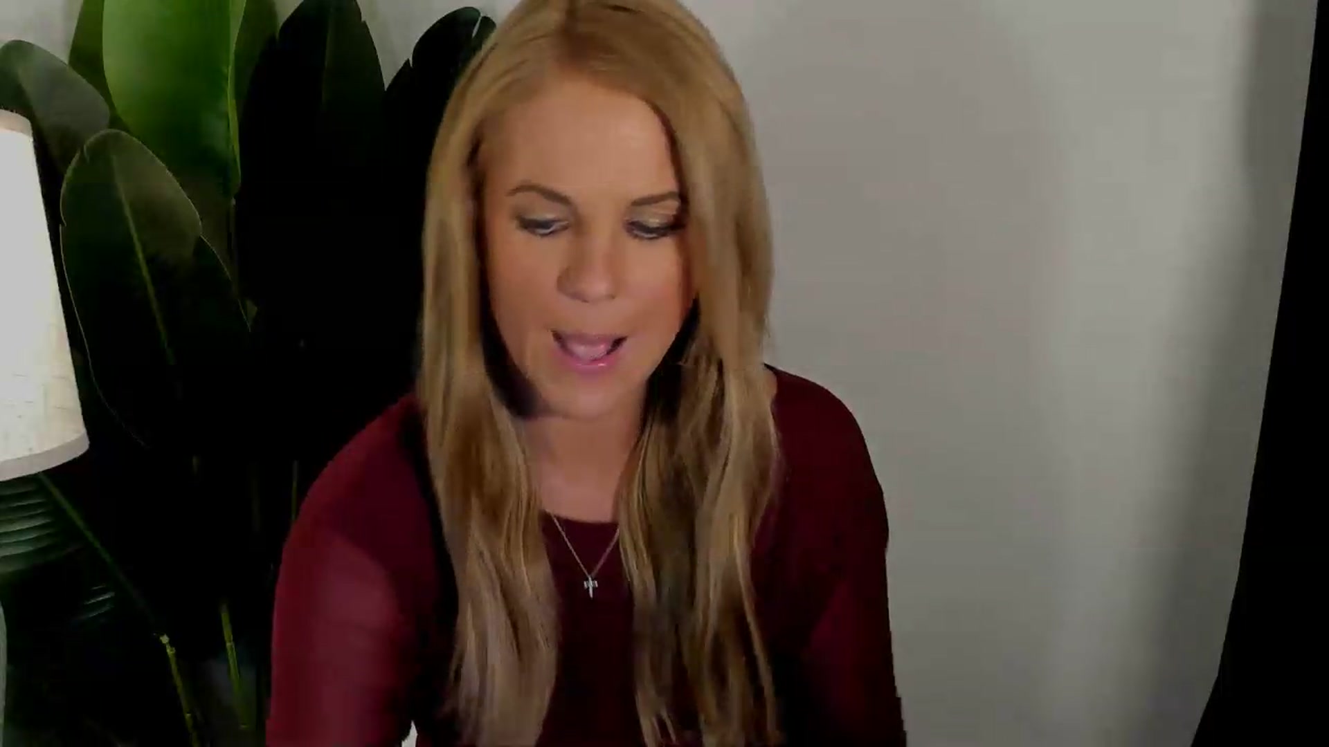 Gallery image thumbnail from Sowet4you1's myfreecams stream on, 10/06/2026, 04:07 image 4 of 20