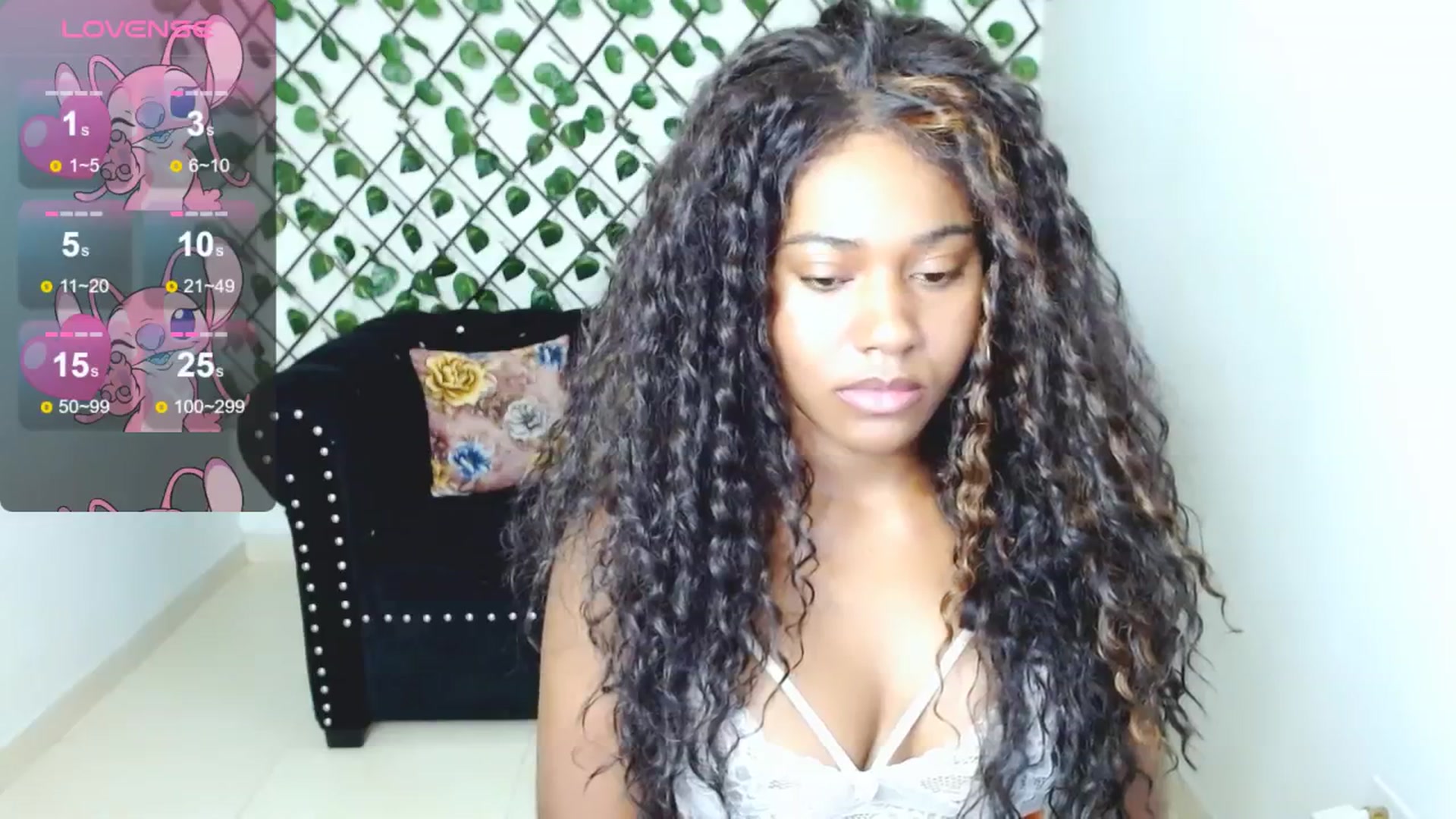 Gallery image thumbnail from Soy_Keta's myfreecams stream on, 06/28/2024, 16:03 image 20 of 20