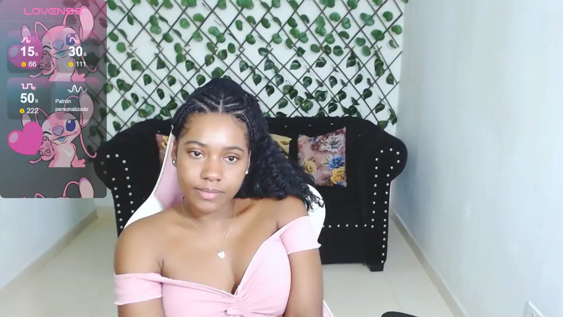 Gallery image thumbnail from Soy_Keta's myfreecams stream on, 07/05/2024, 24:27 image 1 of 20