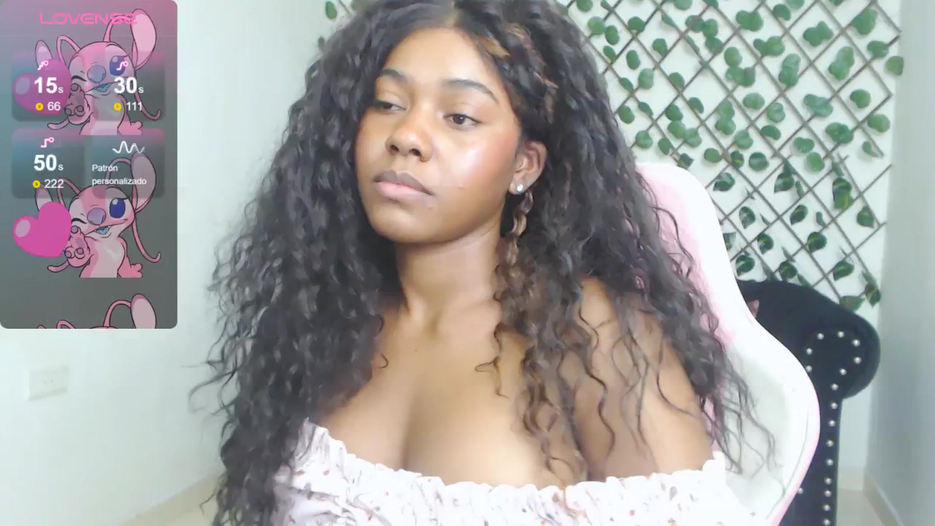 Gallery image thumbnail from Soy_Keta's myfreecams stream on, 07/05/2024, 23:48 image 19 of 20