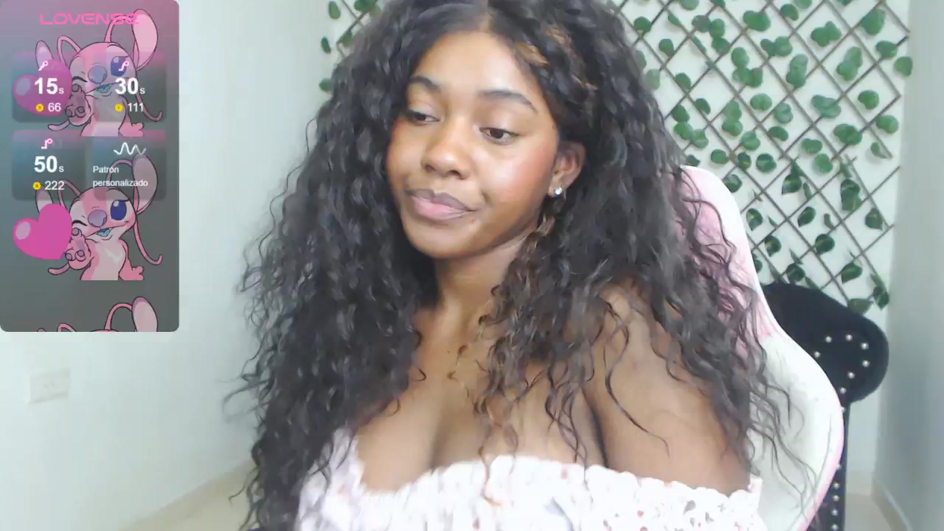 Gallery image thumbnail from Soy_Keta's myfreecams stream on, 07/05/2024, 23:48 image 15 of 20