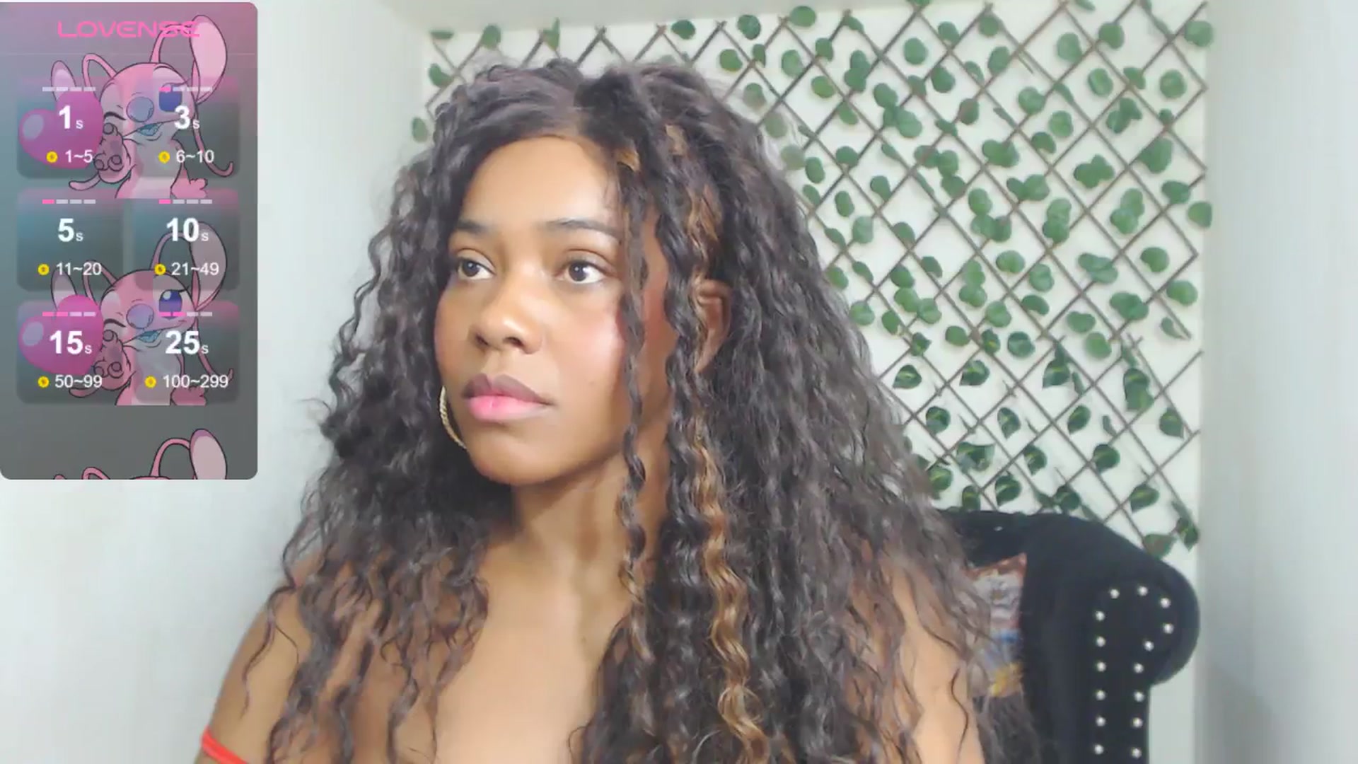Gallery image thumbnail from Soy_Keta's myfreecams stream on, 07/07/2024, 19:41 image 14 of 20