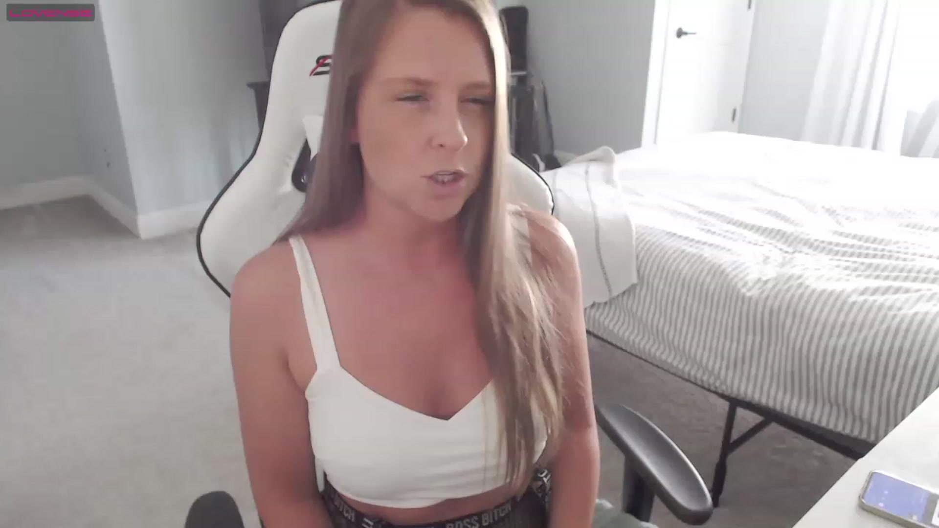 Gallery image thumbnail from Soybean92's myfreecams stream on, 05/25/2023, 16:24 image 7 of 20