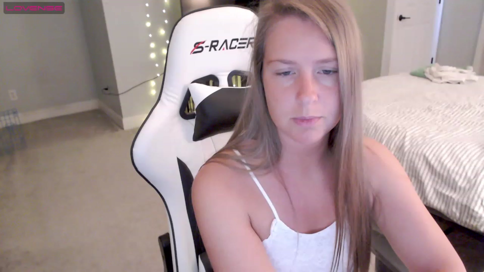 Gallery image thumbnail from Soybean92's myfreecams stream on, 06/05/2023, 18:06 image 8 of 20