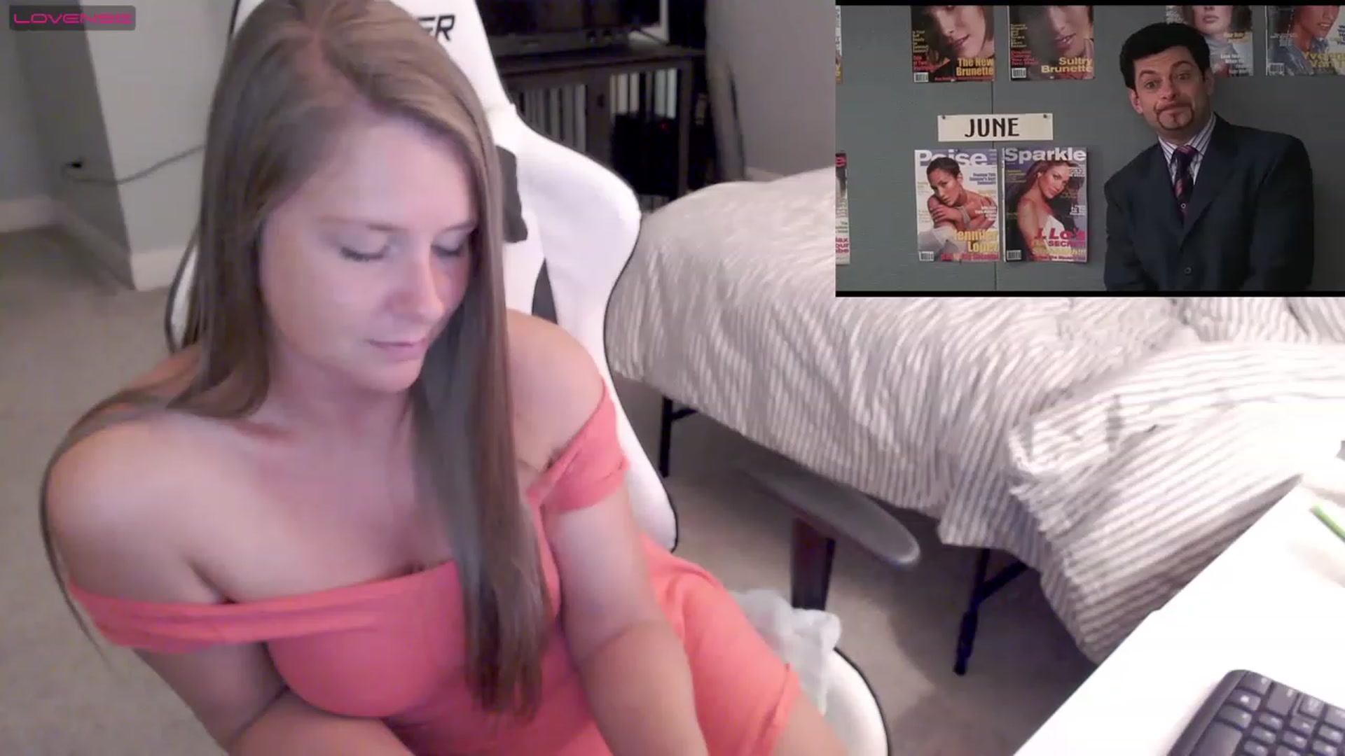 Gallery image thumbnail from Soybean92's myfreecams stream on, 06/06/2023, 18:32 image 13 of 20