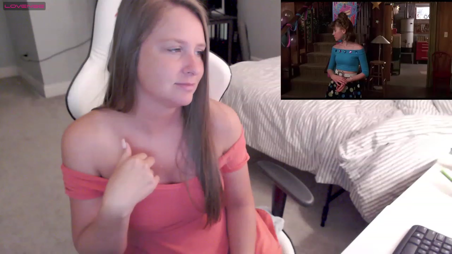 Gallery image thumbnail from Soybean92's myfreecams stream on, 06/06/2023, 18:32 image 9 of 20