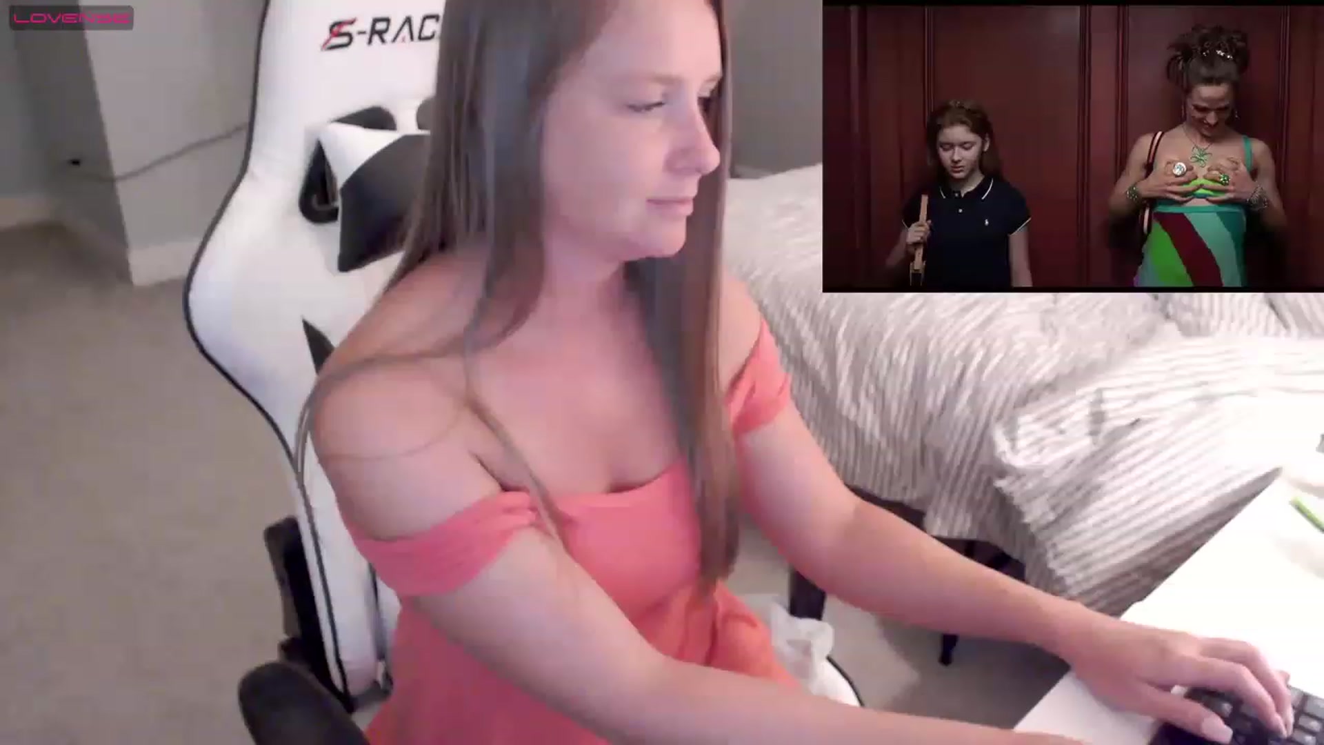 Gallery image thumbnail from Soybean92's myfreecams stream on, 06/06/2023, 18:32 image 17 of 20