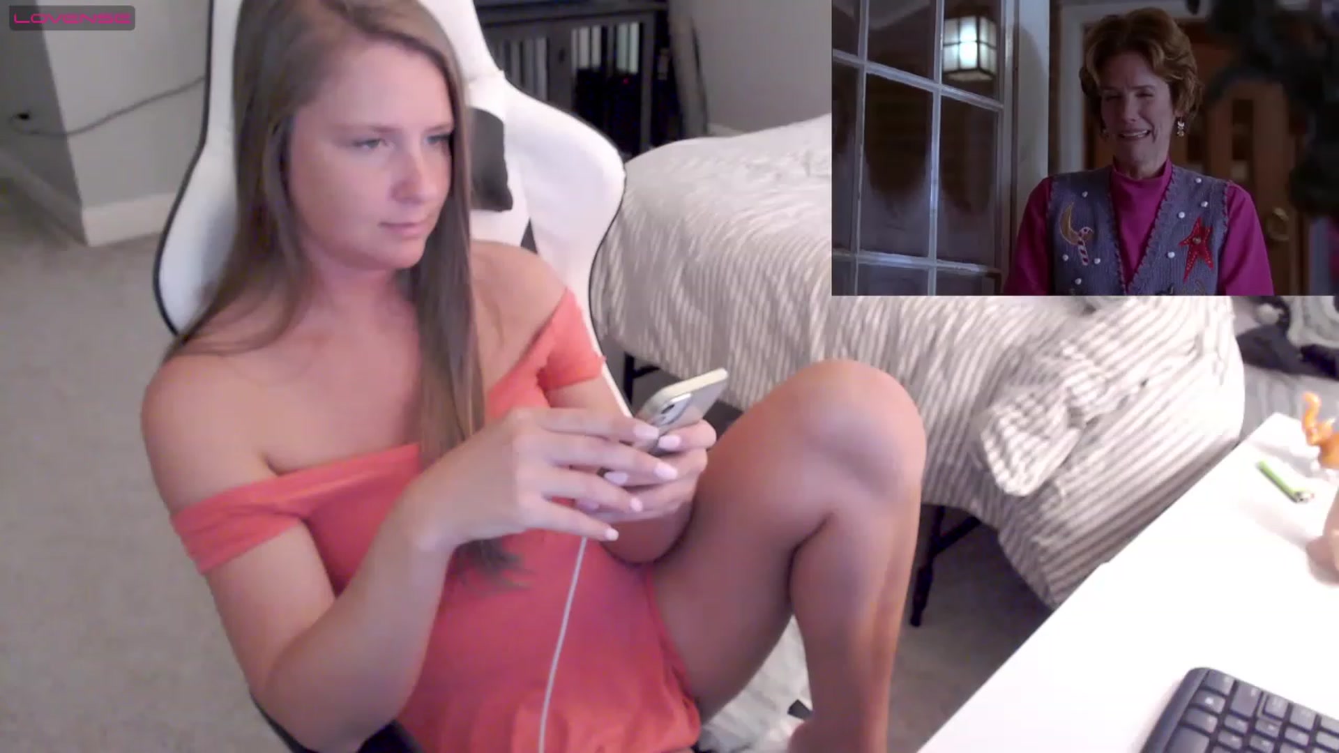 Gallery image thumbnail from Soybean92's myfreecams stream on, 06/06/2023, 20:48 image 19 of 20