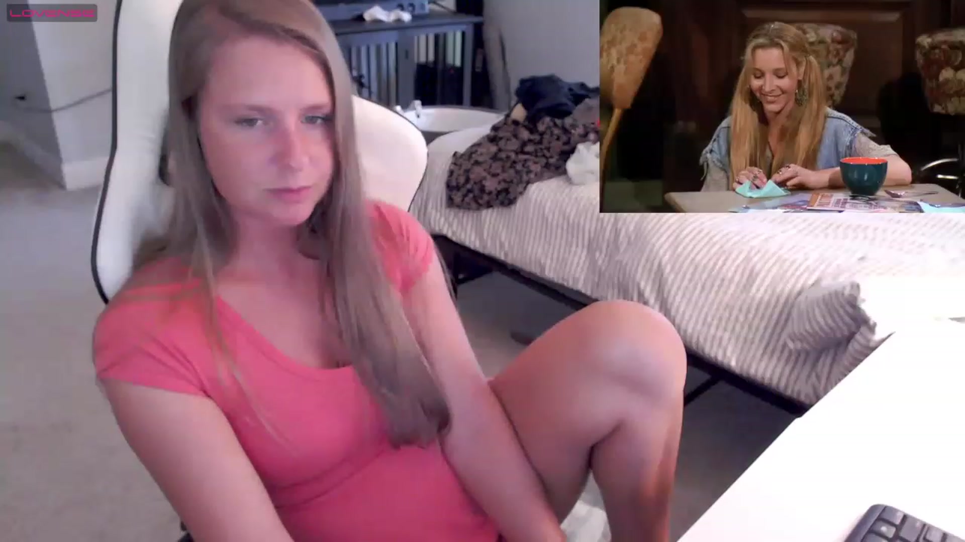 Gallery image thumbnail from Soybean92's myfreecams stream on, 06/11/2023, 24:02 image 19 of 20